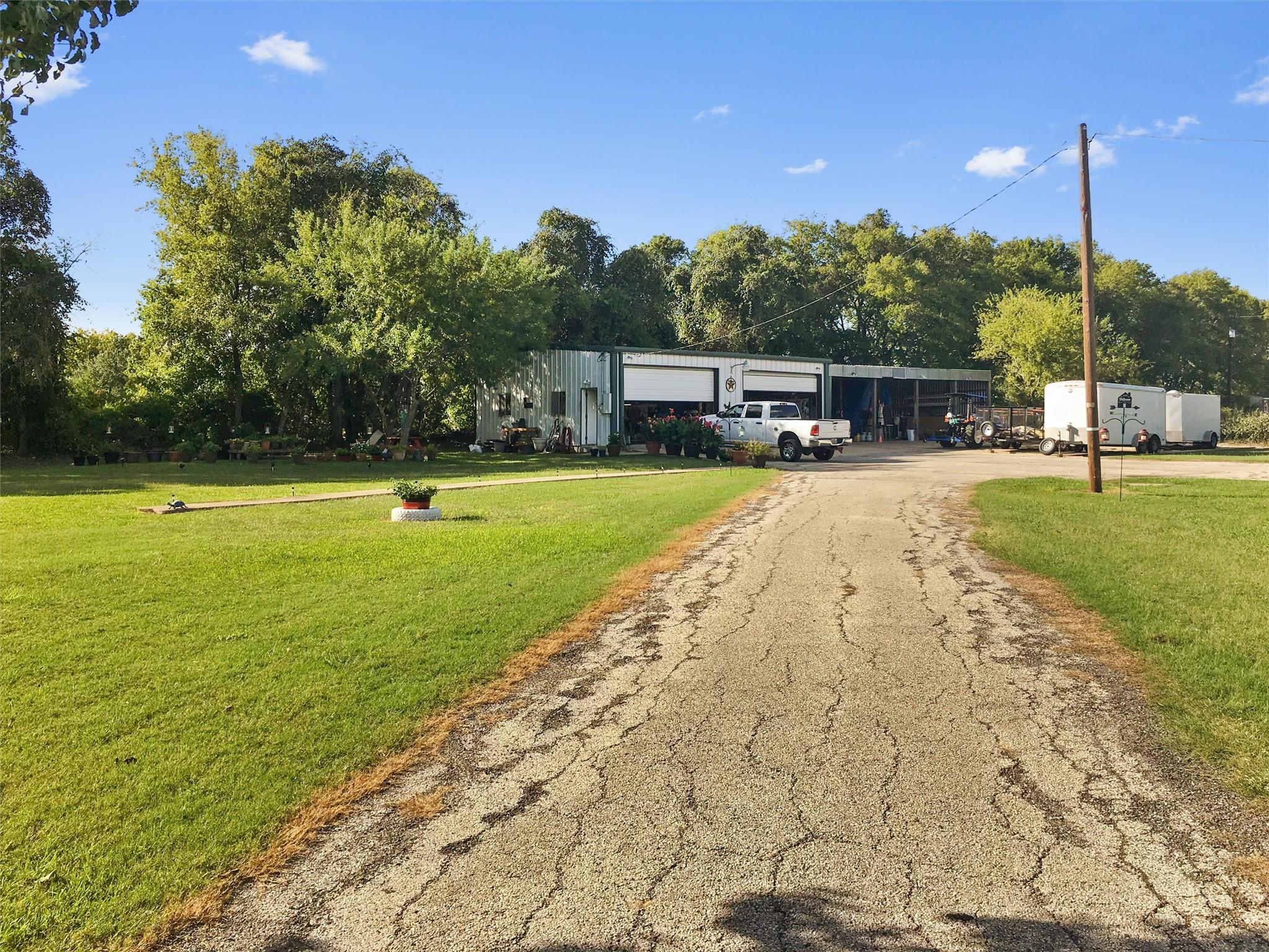 16351 Fm 1660, Taylor, TX 76574