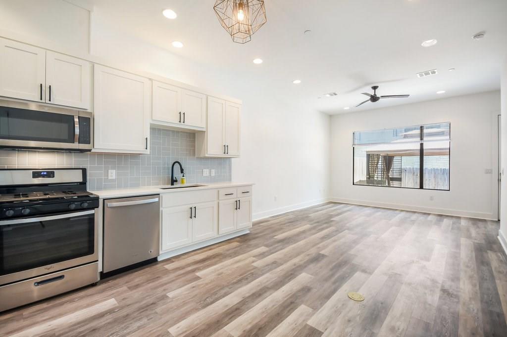 607 W Saint Johns Ave # 2, Austin, TX 78752