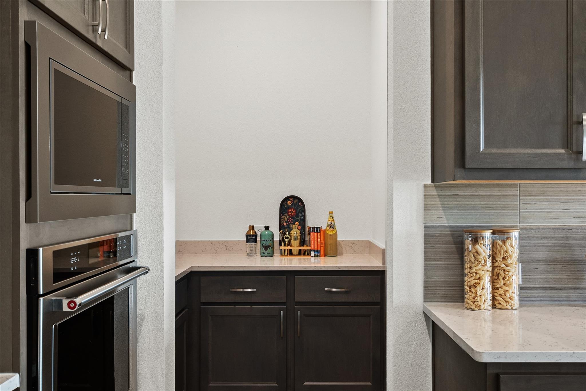 2201 Vittoria Vw, Leander, TX 78641