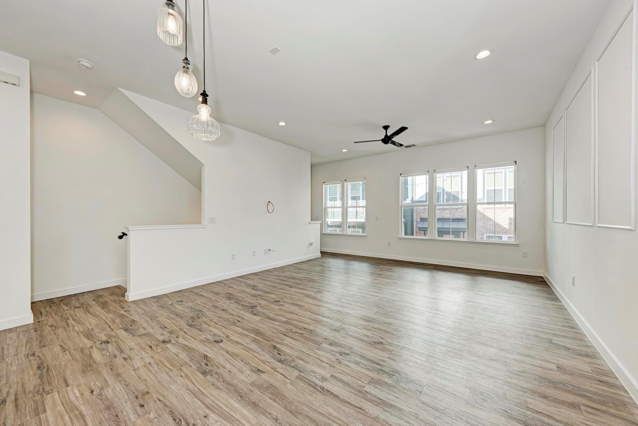 3809 Valley View Rd # 14, Austin, TX 78704