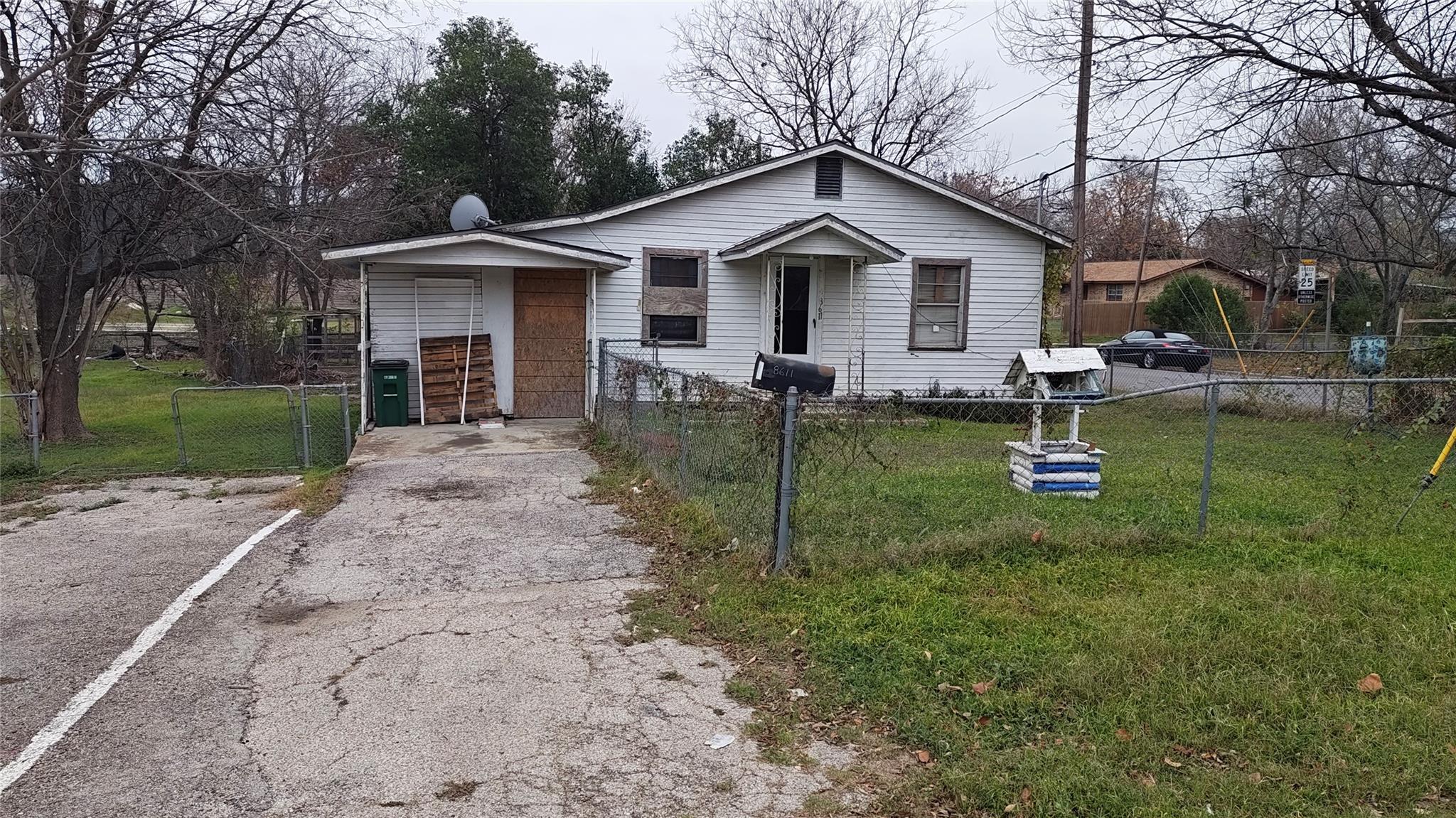 8611 Georgian Dr, Austin, TX 78753