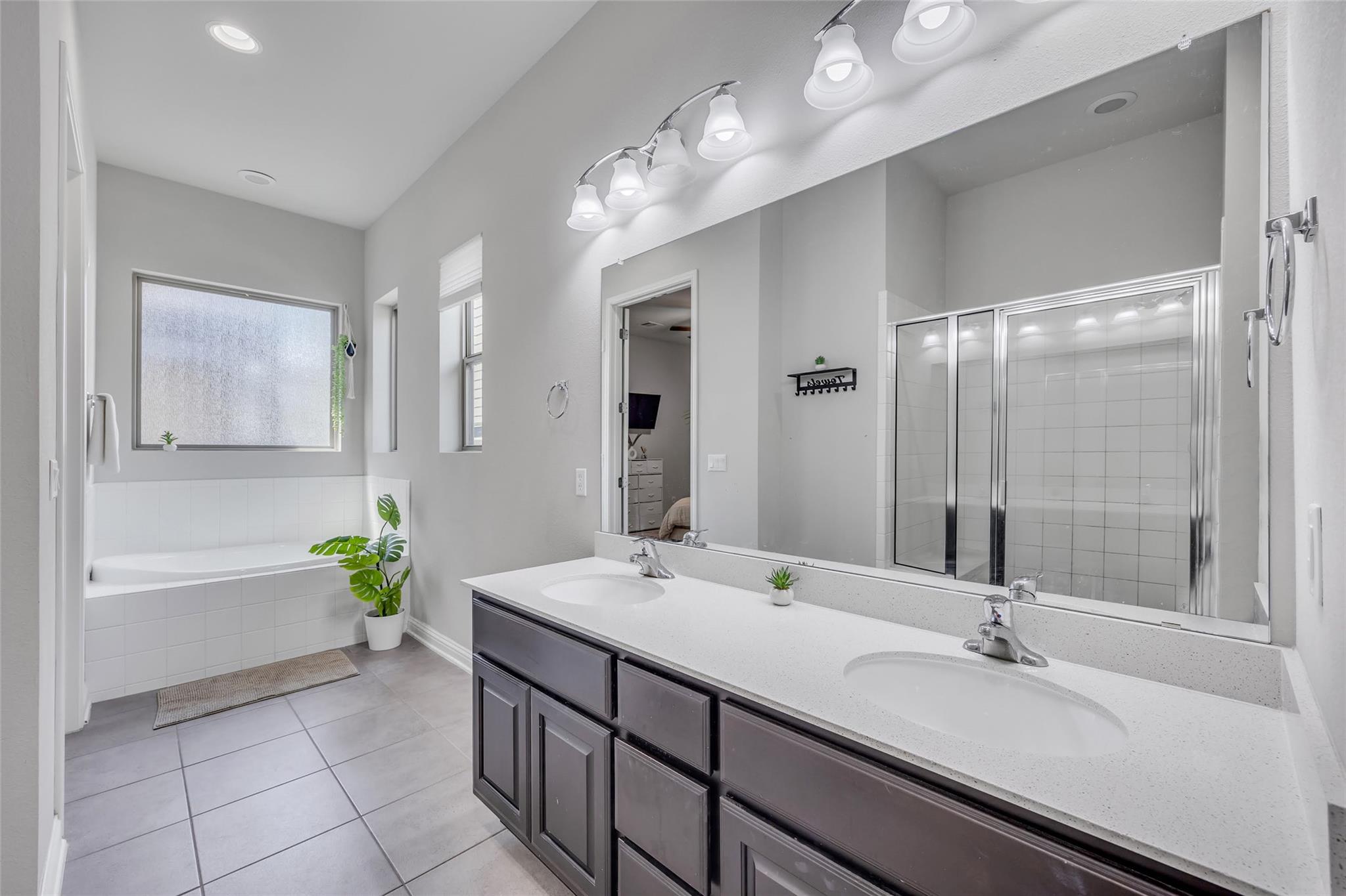 1612 Arcilla St, Austin, TX 78741