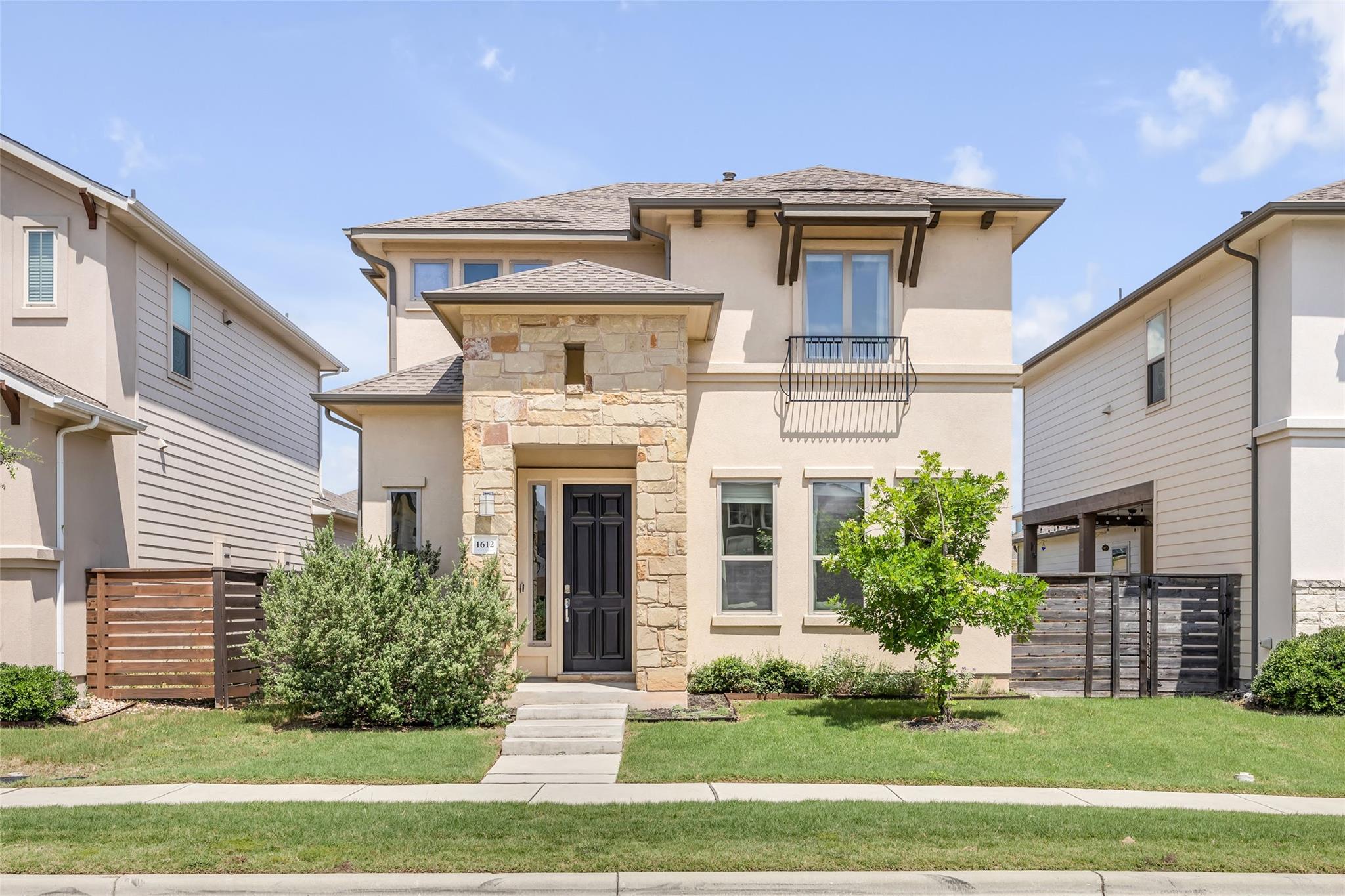 1612 Arcilla St, Austin, TX 78741