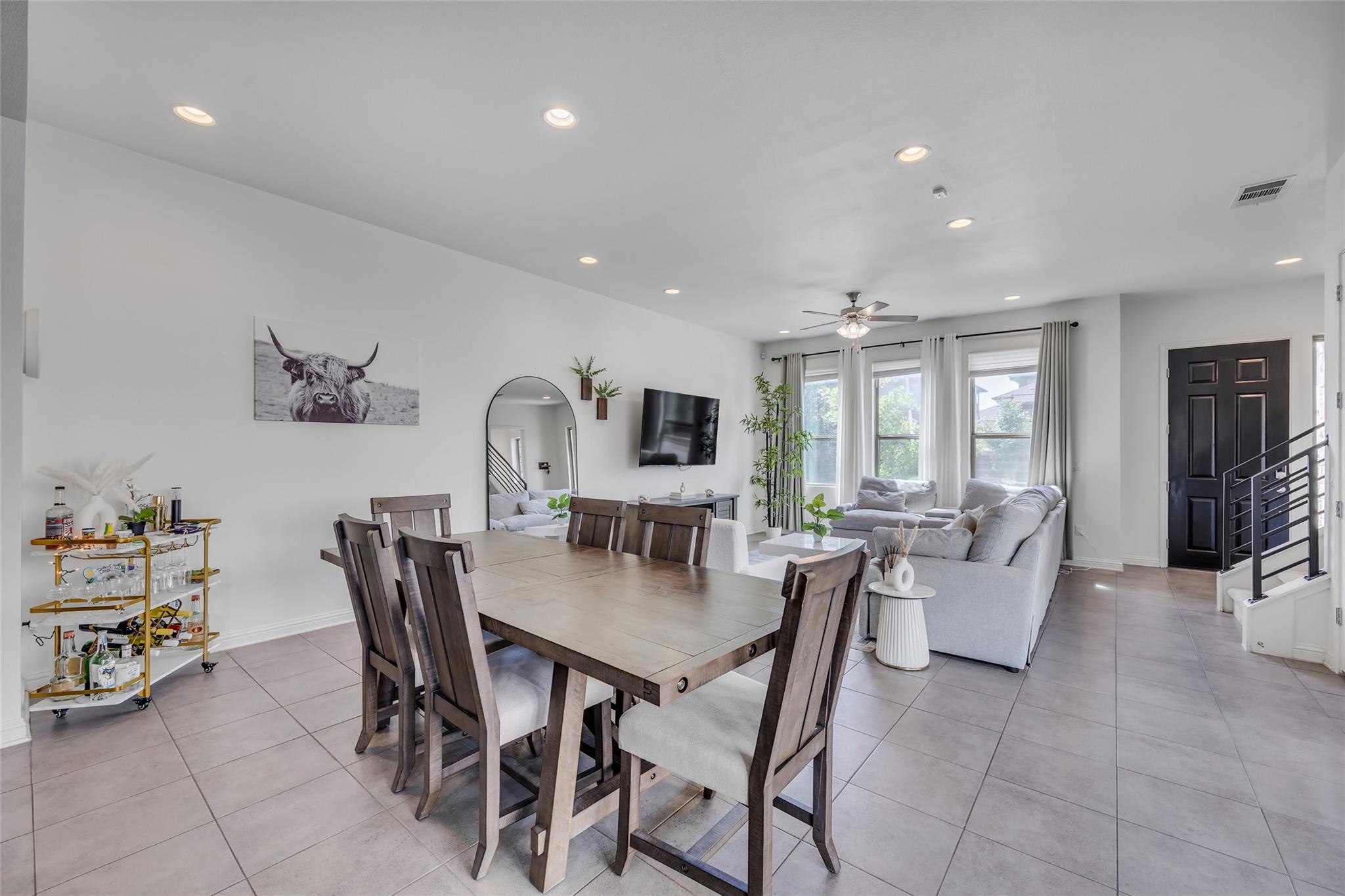 1612 Arcilla St, Austin, TX 78741