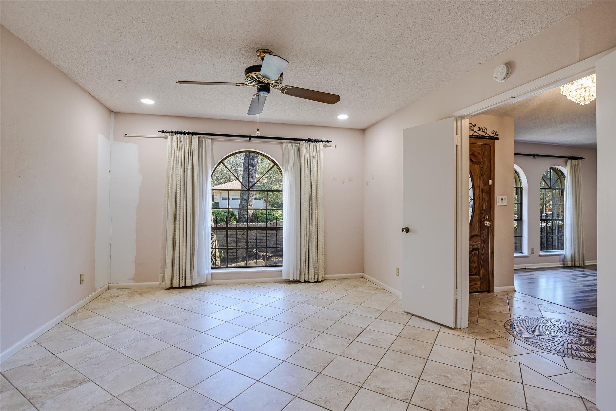 8900 Currywood Dr, Austin, TX 78759