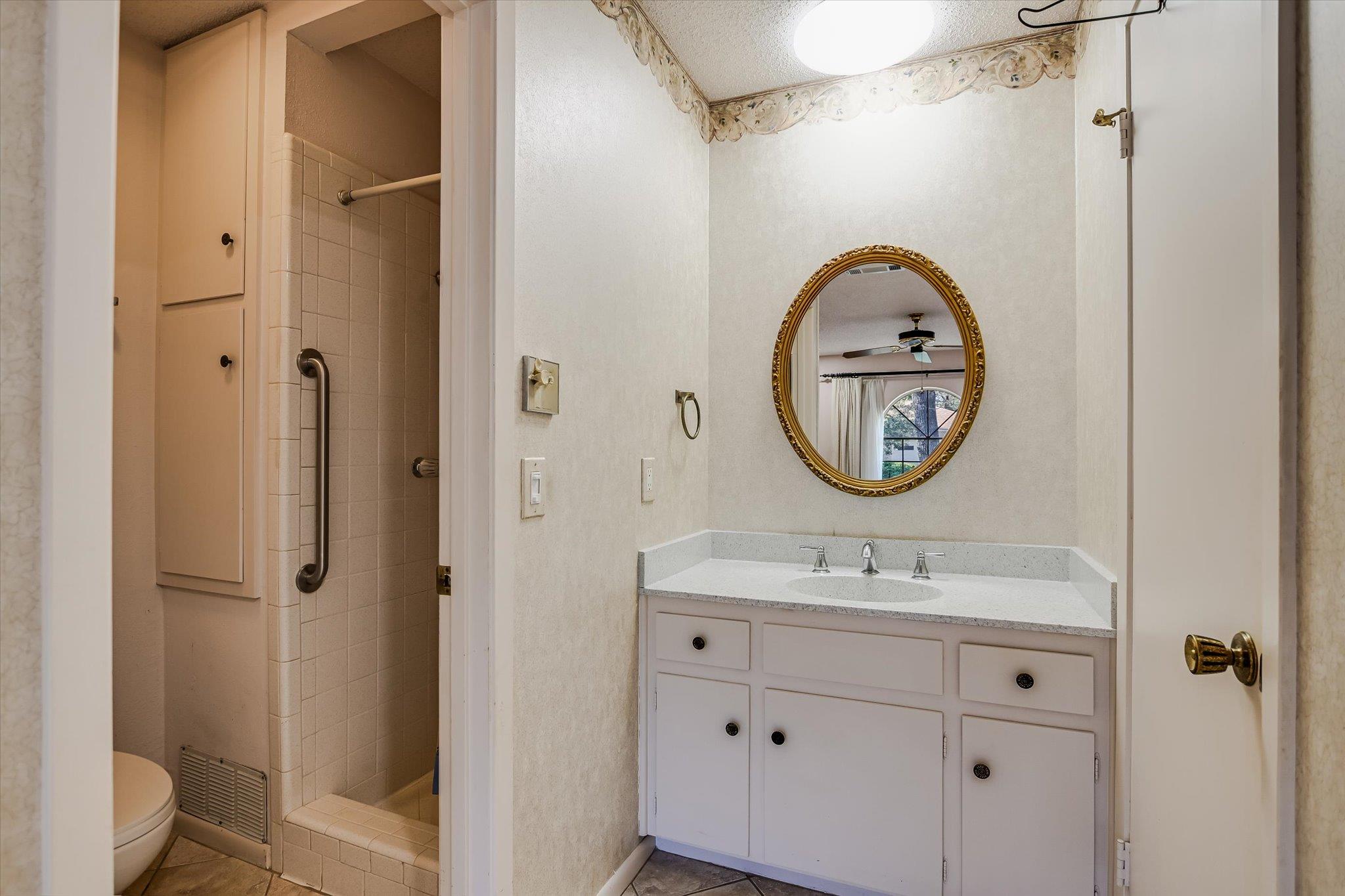 8900 Currywood Dr, Austin, TX 78759