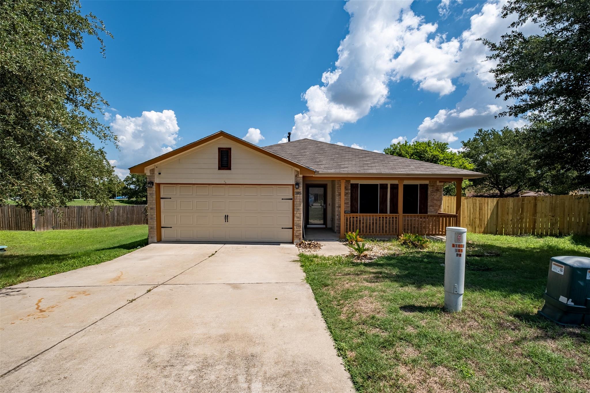 105 Pentire Way, Hutto, TX 78634