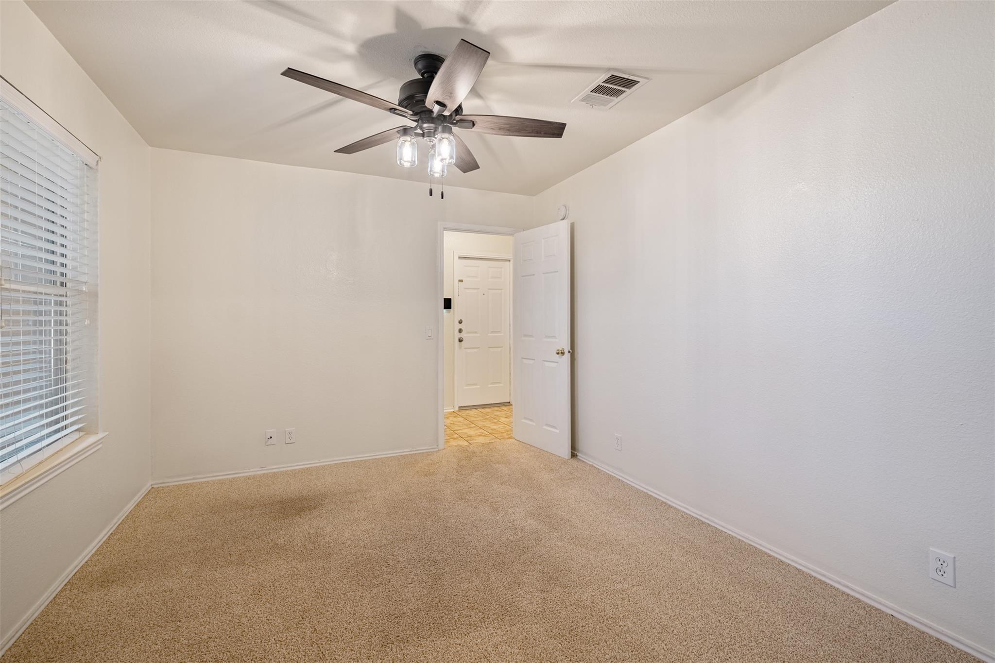 105 Pentire Way, Hutto, TX 78634