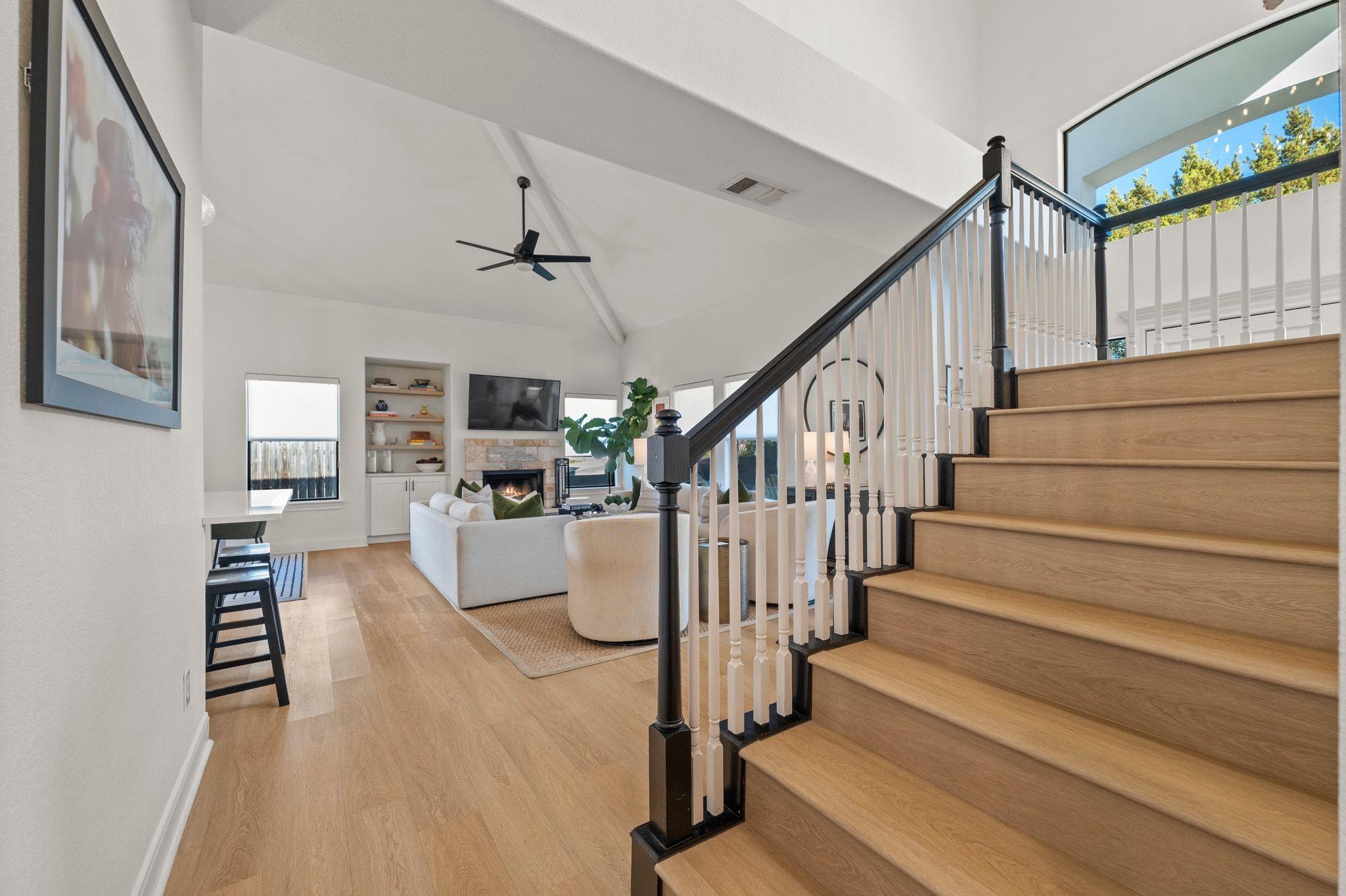 1030 Daviot Dr, Spicewood, TX 78669