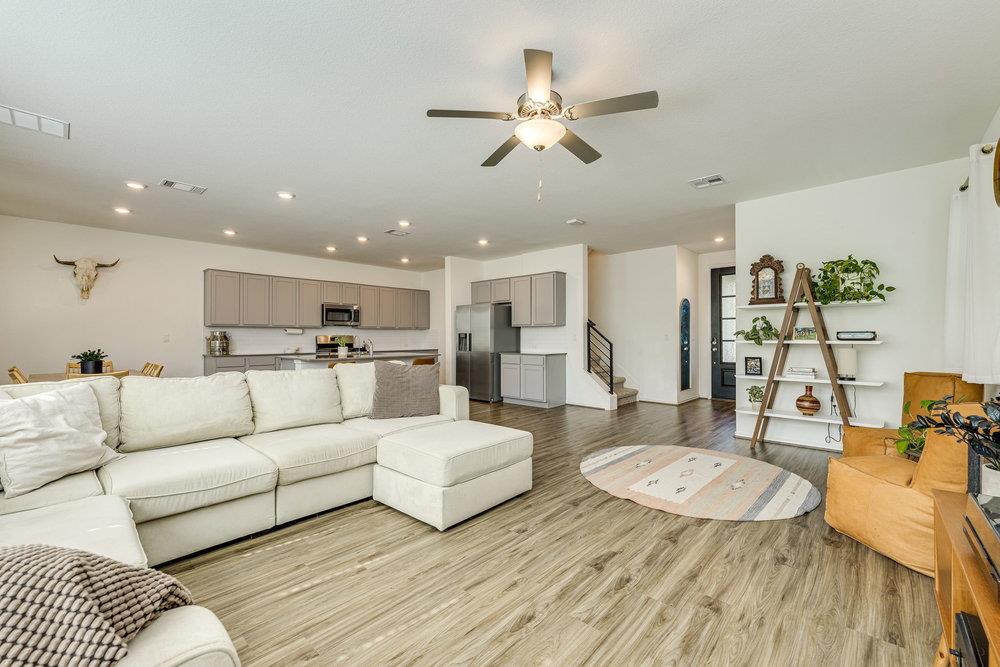 1107 Winifred Dr, Austin, TX 78748