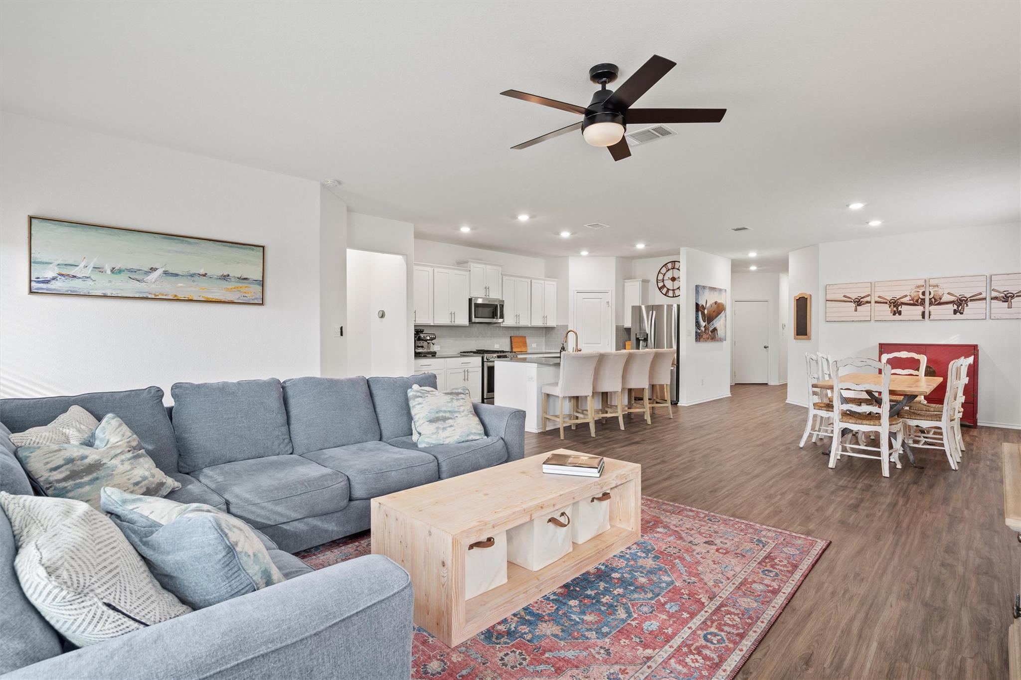 424 Wolf Springs Rd, Georgetown, TX 78628