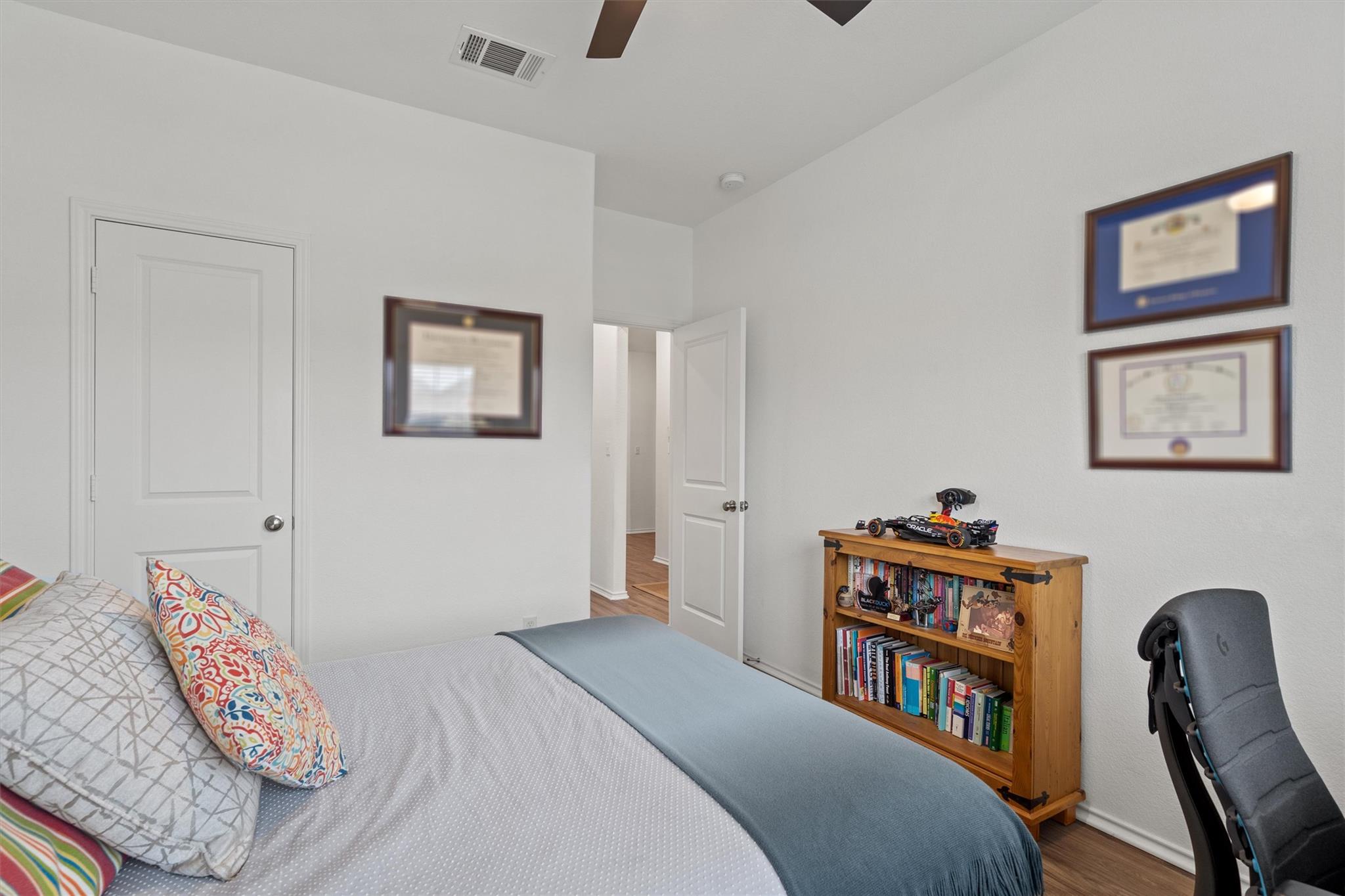 424 Wolf Springs Rd, Georgetown, TX 78628