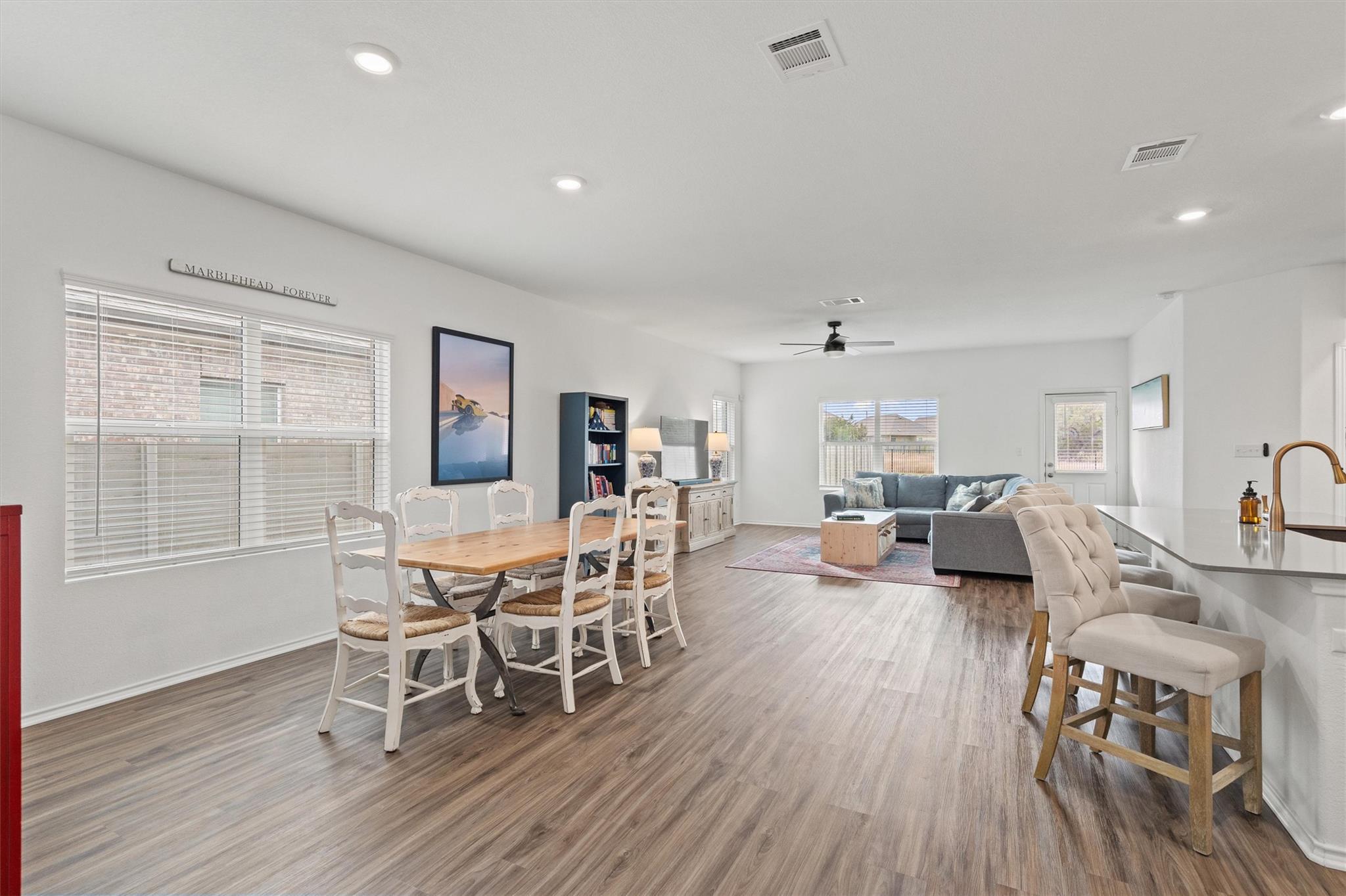 424 Wolf Springs Rd, Georgetown, TX 78628