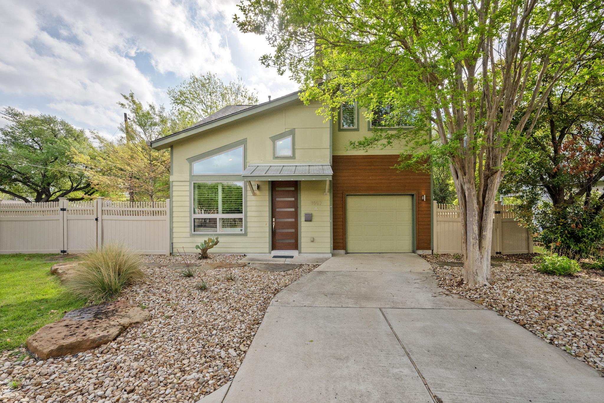 1917 W Saint Johns Ave # A, Austin, TX 78757