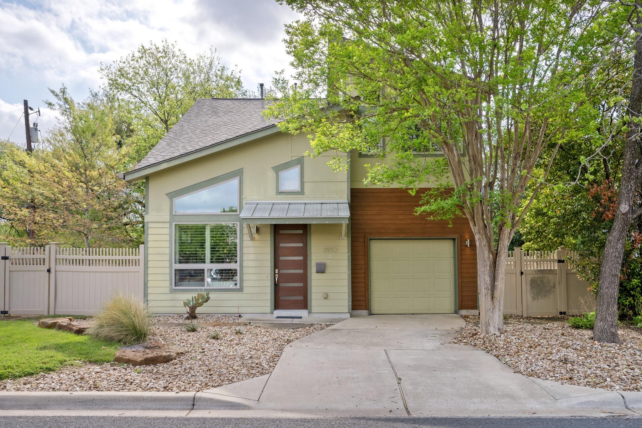 1917 W Saint Johns Ave # A, Austin, TX 78757