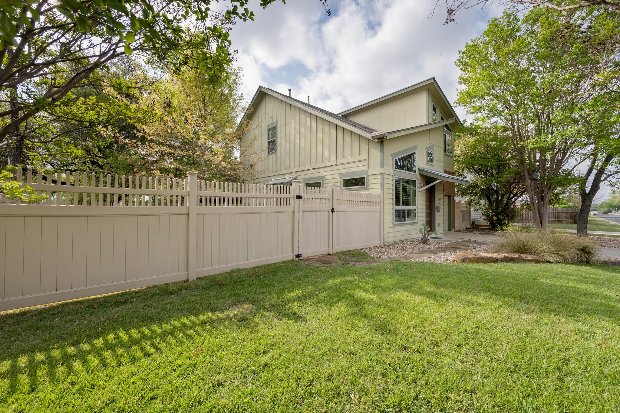 1917 W Saint Johns Ave # A, Austin, TX 78757