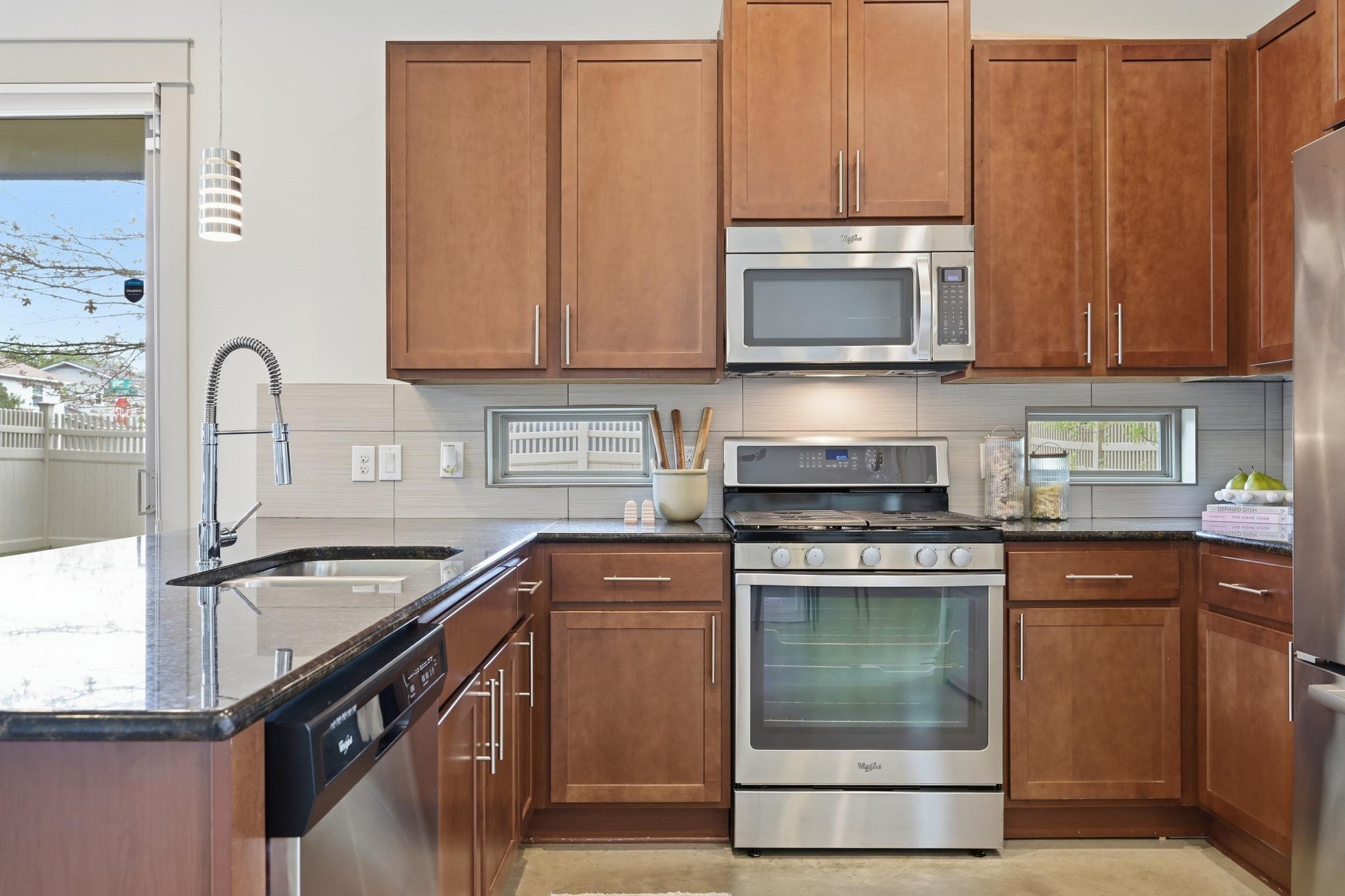 1917 W Saint Johns Ave # A, Austin, TX 78757