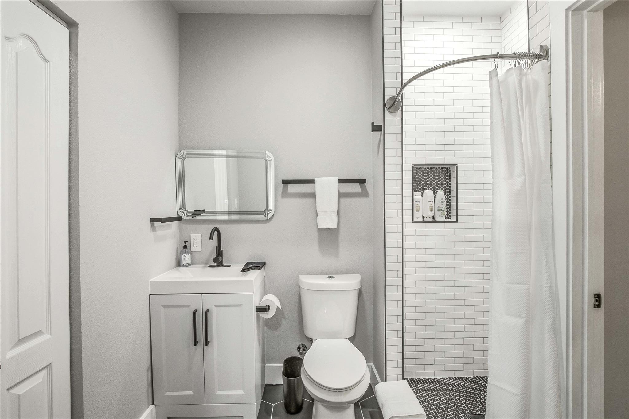 115 Heritage Dr, Austin, TX 78737