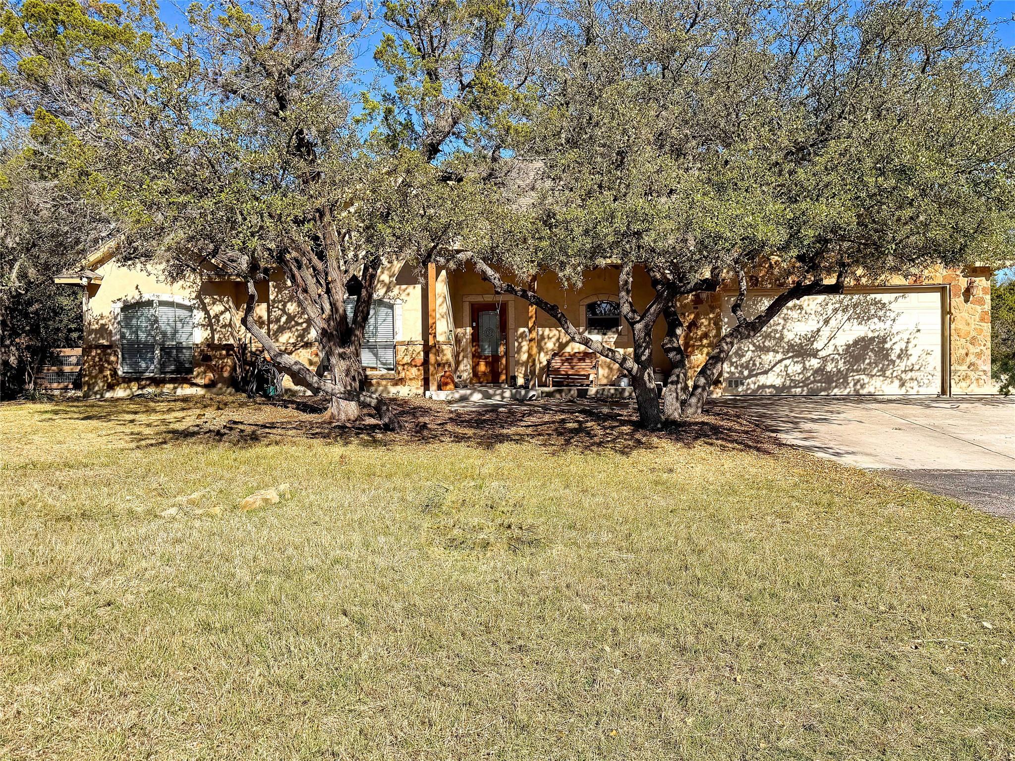 1191 Mossy Hollow Rd, Spring Branch, TX 78070