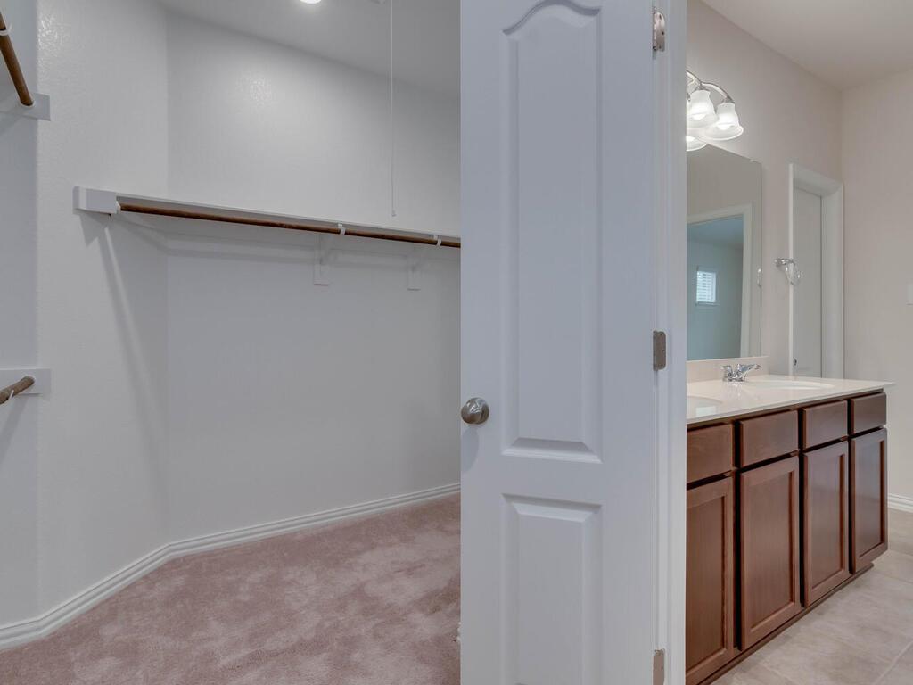 1104 Ridge Runner Dr, Georgetown, TX 78628