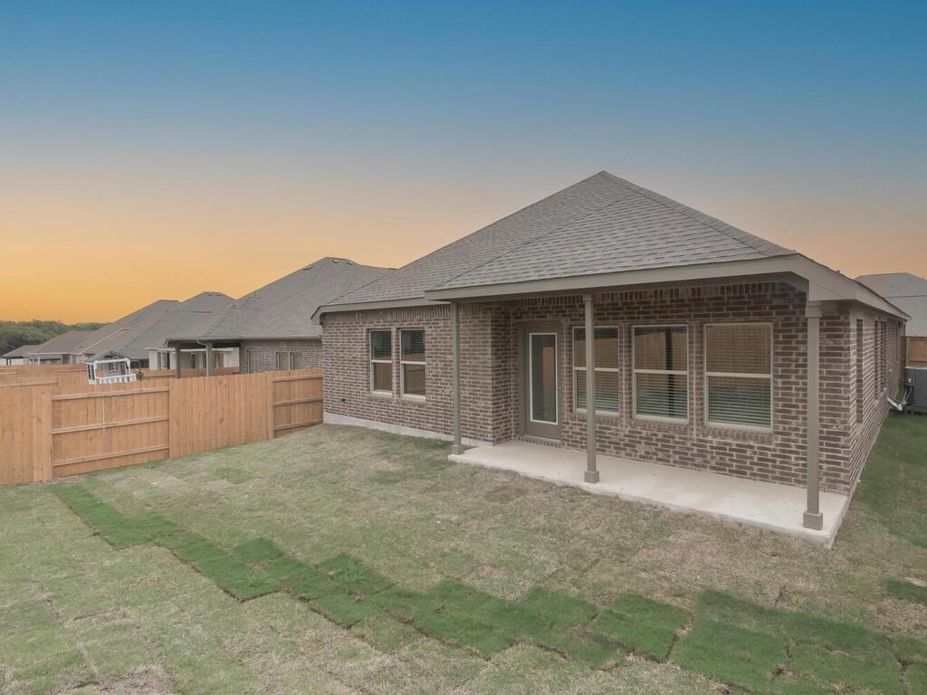 1104 Ridge Runner Dr, Georgetown, TX 78628