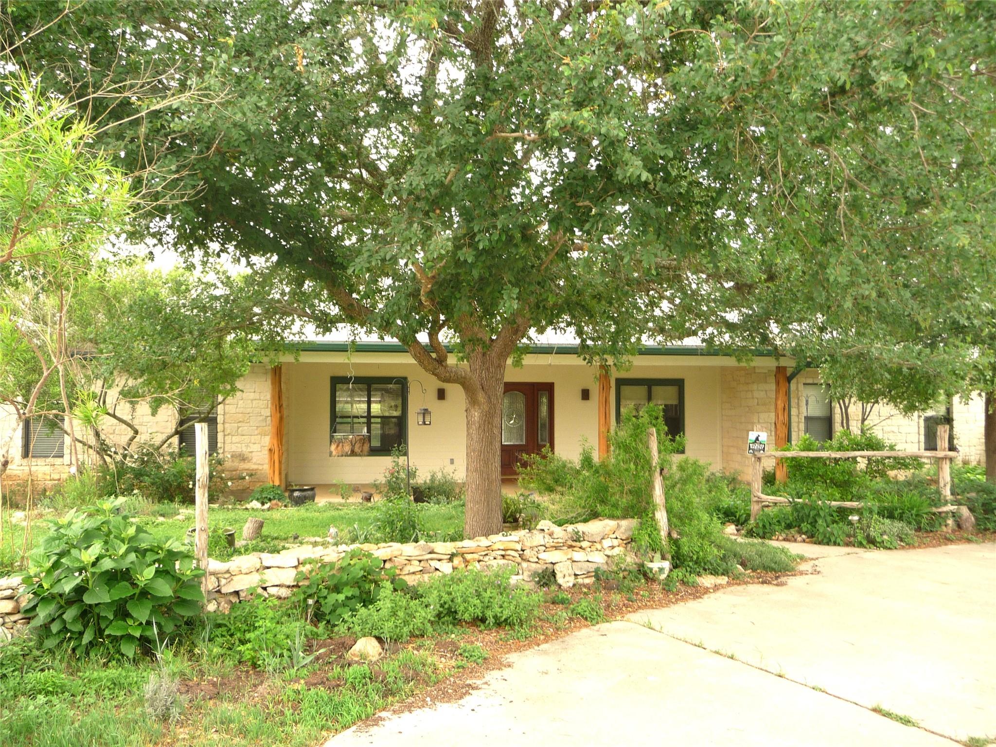 2900 Mount Sharp Rd, Wimberley, TX 78676