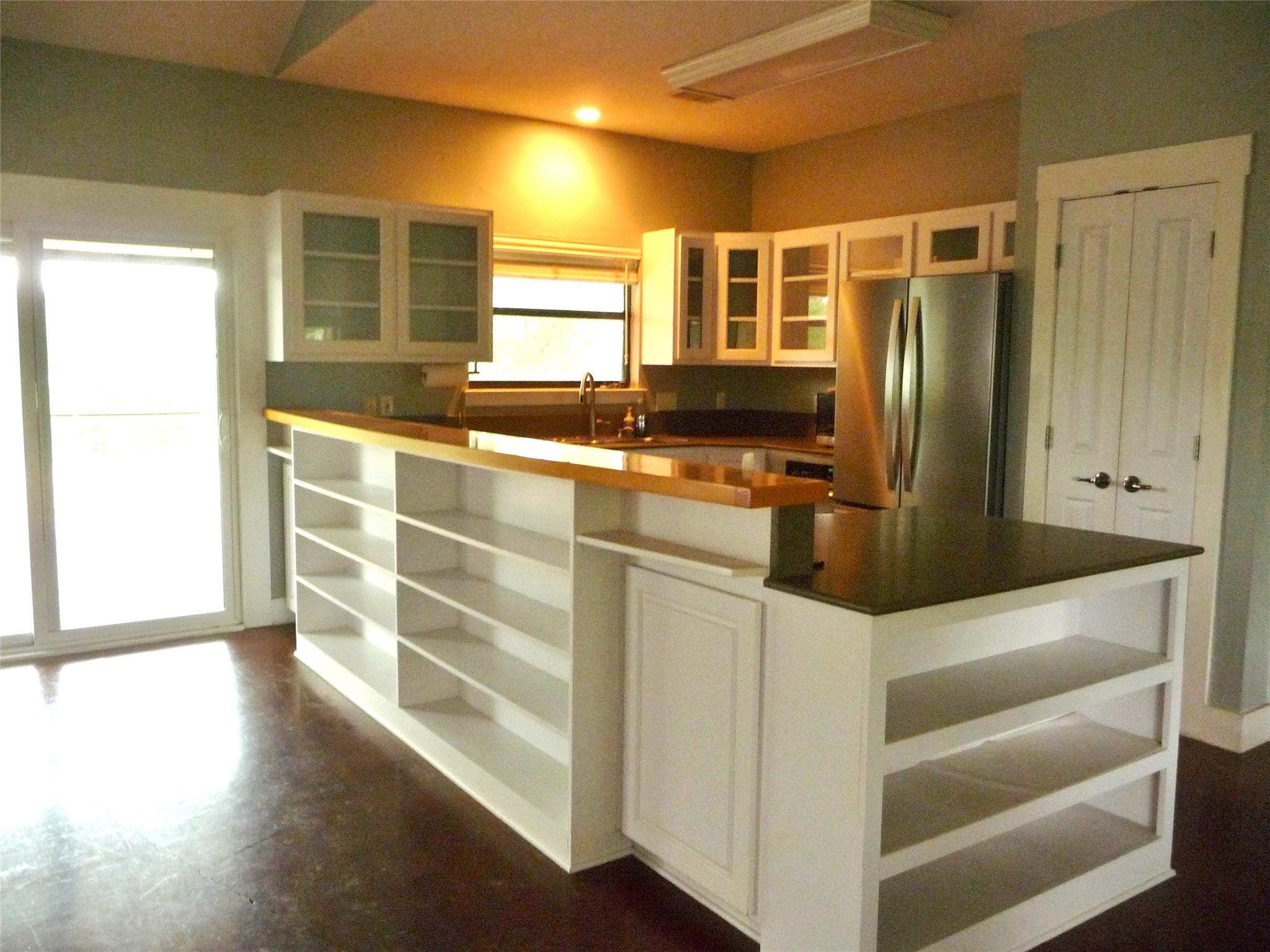 2900 Mount Sharp Rd, Wimberley, TX 78676