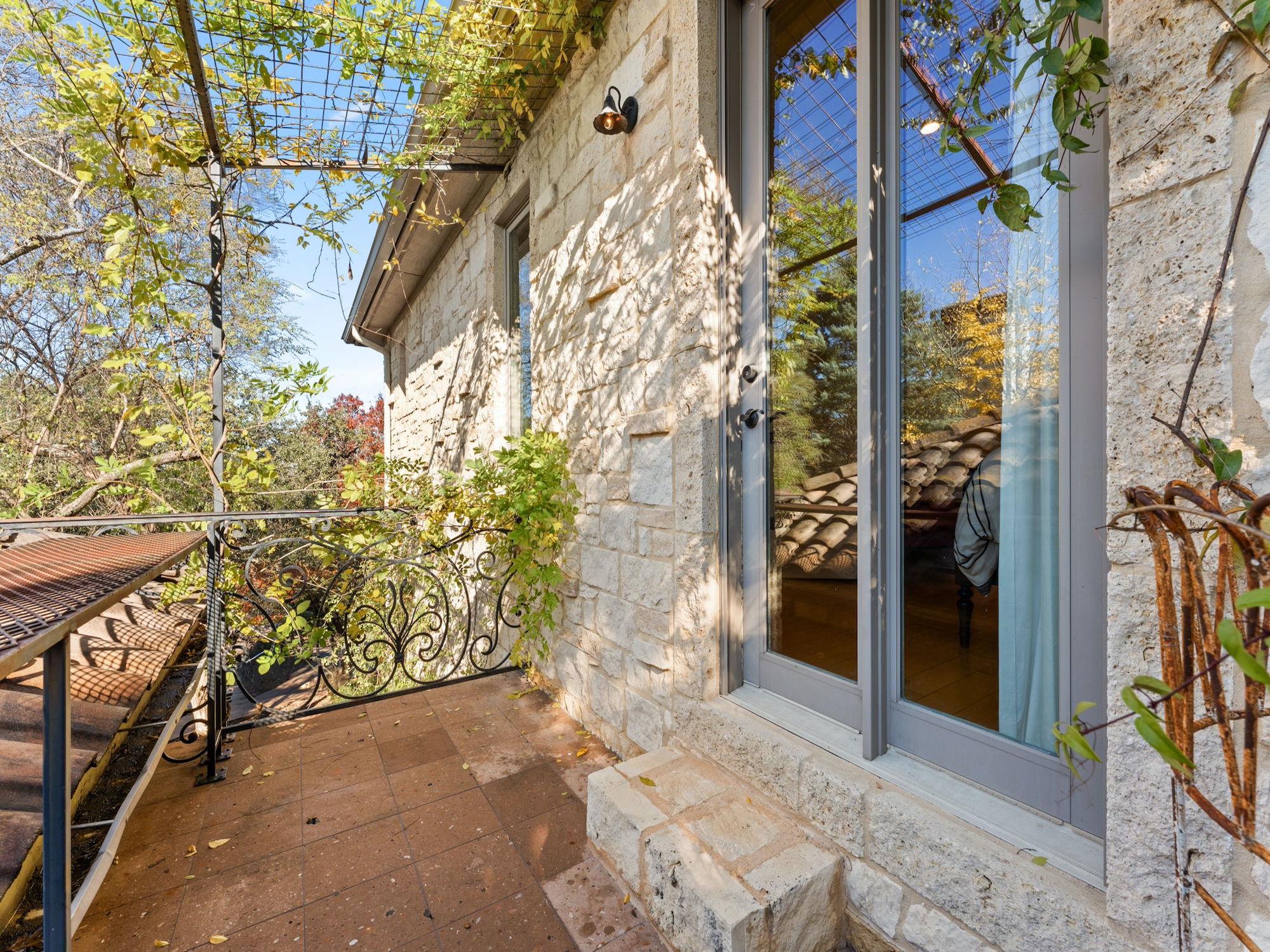 4407 Waterford Pl, Austin, TX 78731