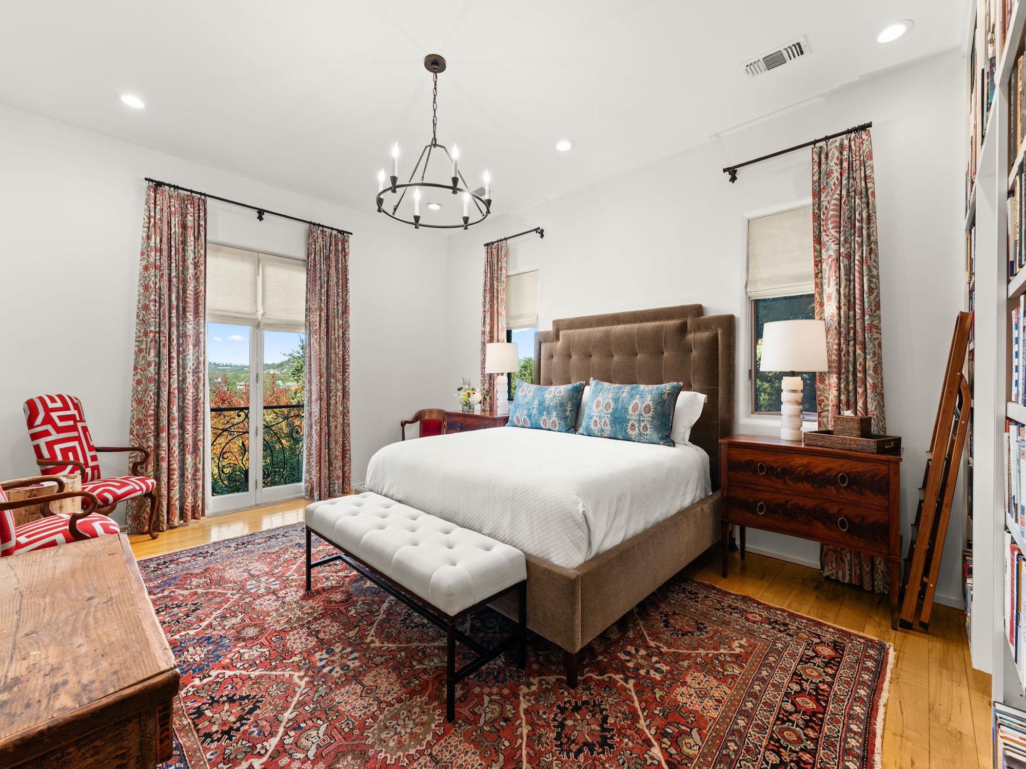 4407 Waterford Pl, Austin, TX 78731