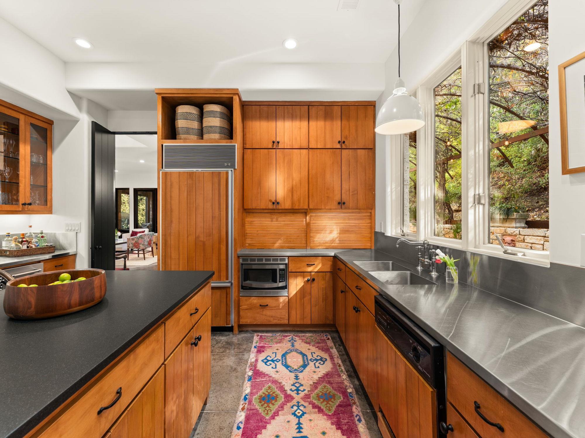 4407 Waterford Pl, Austin, TX 78731