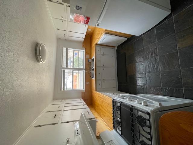 1105 1/2 Tillery St, Austin, TX 78702