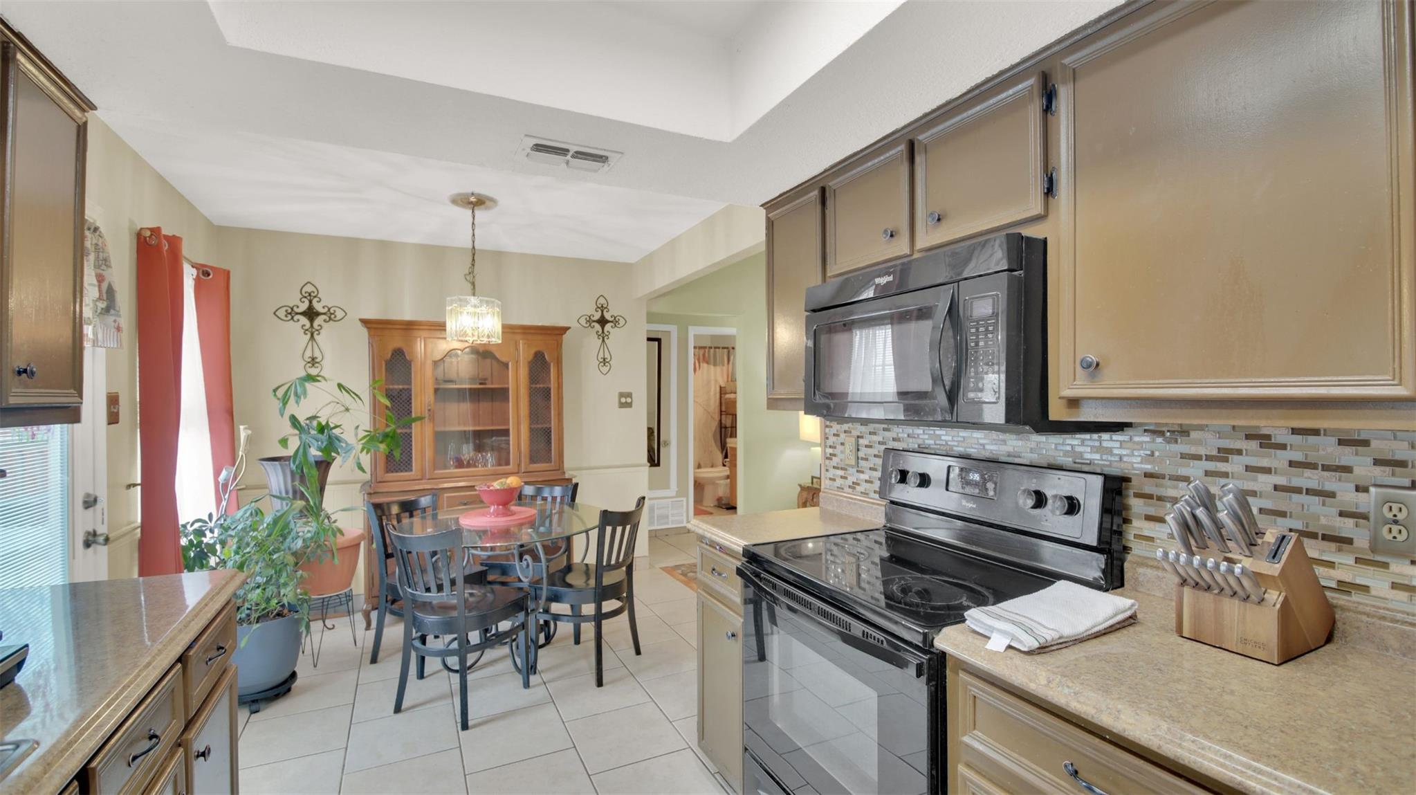 1713 Parkside Cir, Round Rock, TX 78664