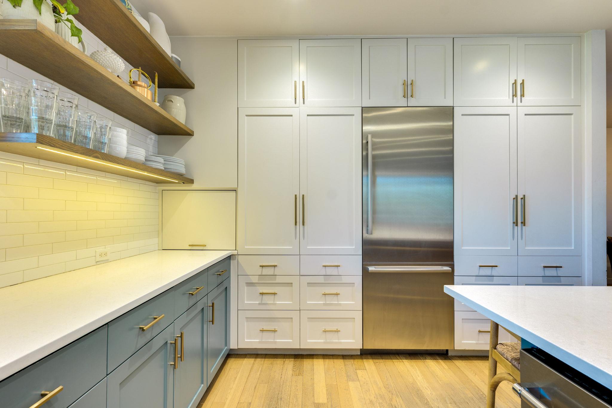 4200 Deer Trl, Spicewood, TX 78669