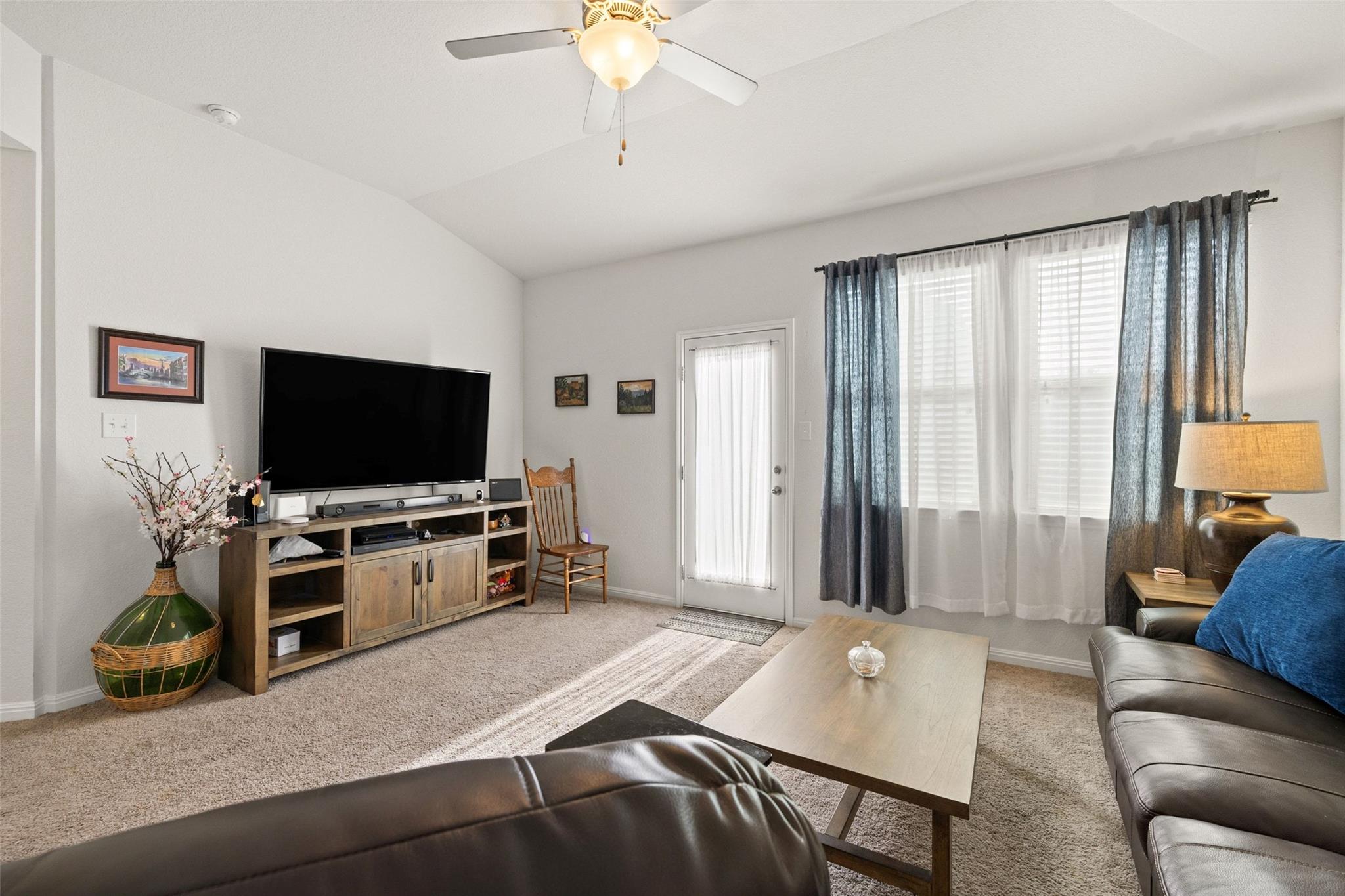 11701 Pecangate Way, Manor, TX 78653