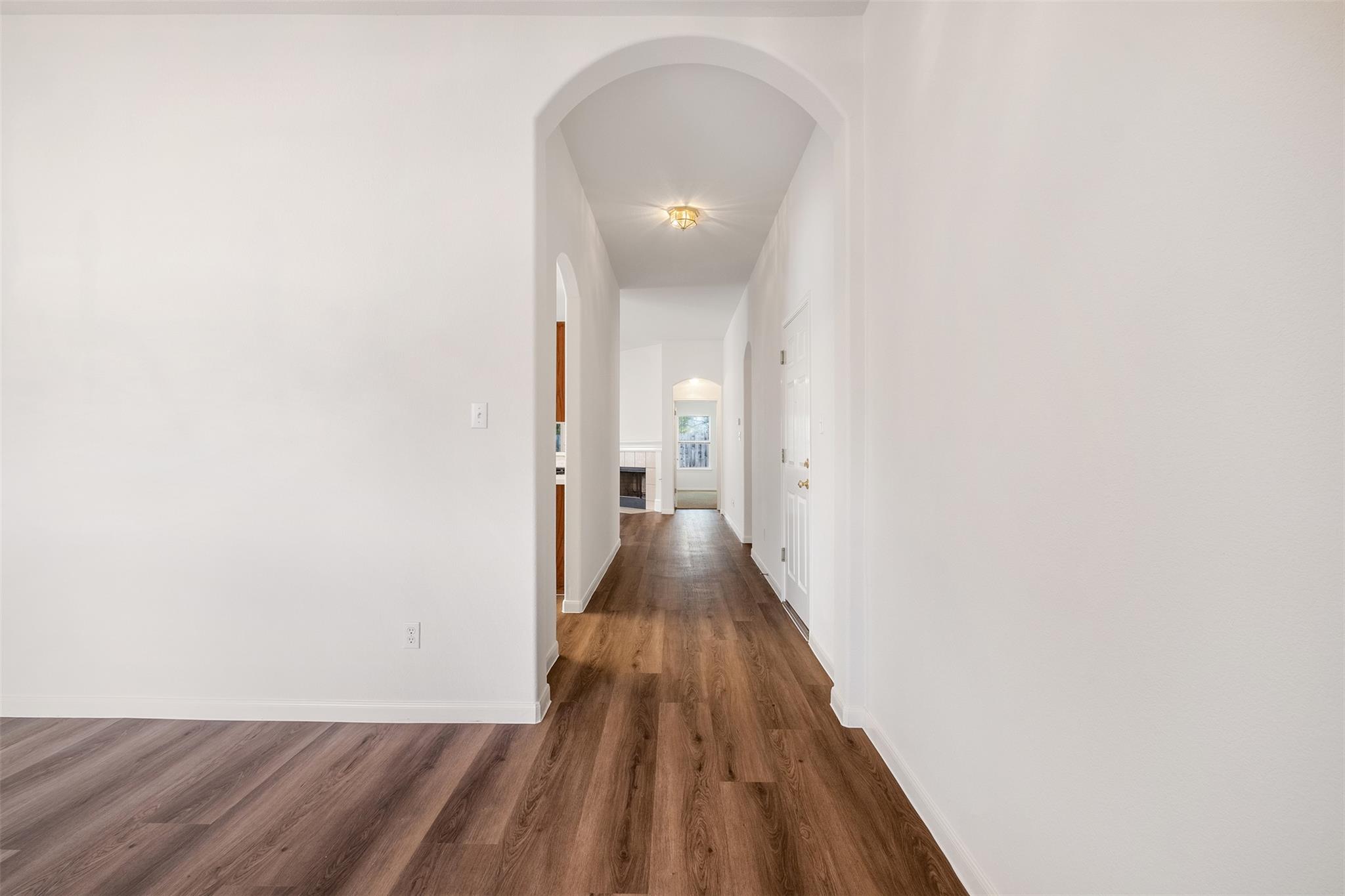 211 Chandler Crossing Trl, Round Rock, TX 78665