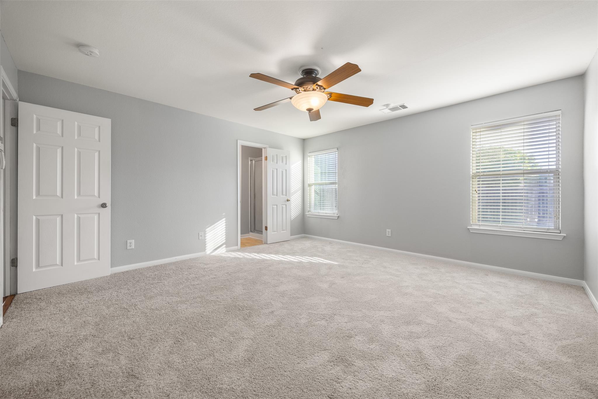 121 Primrose Blvd, Kyle, TX 78640