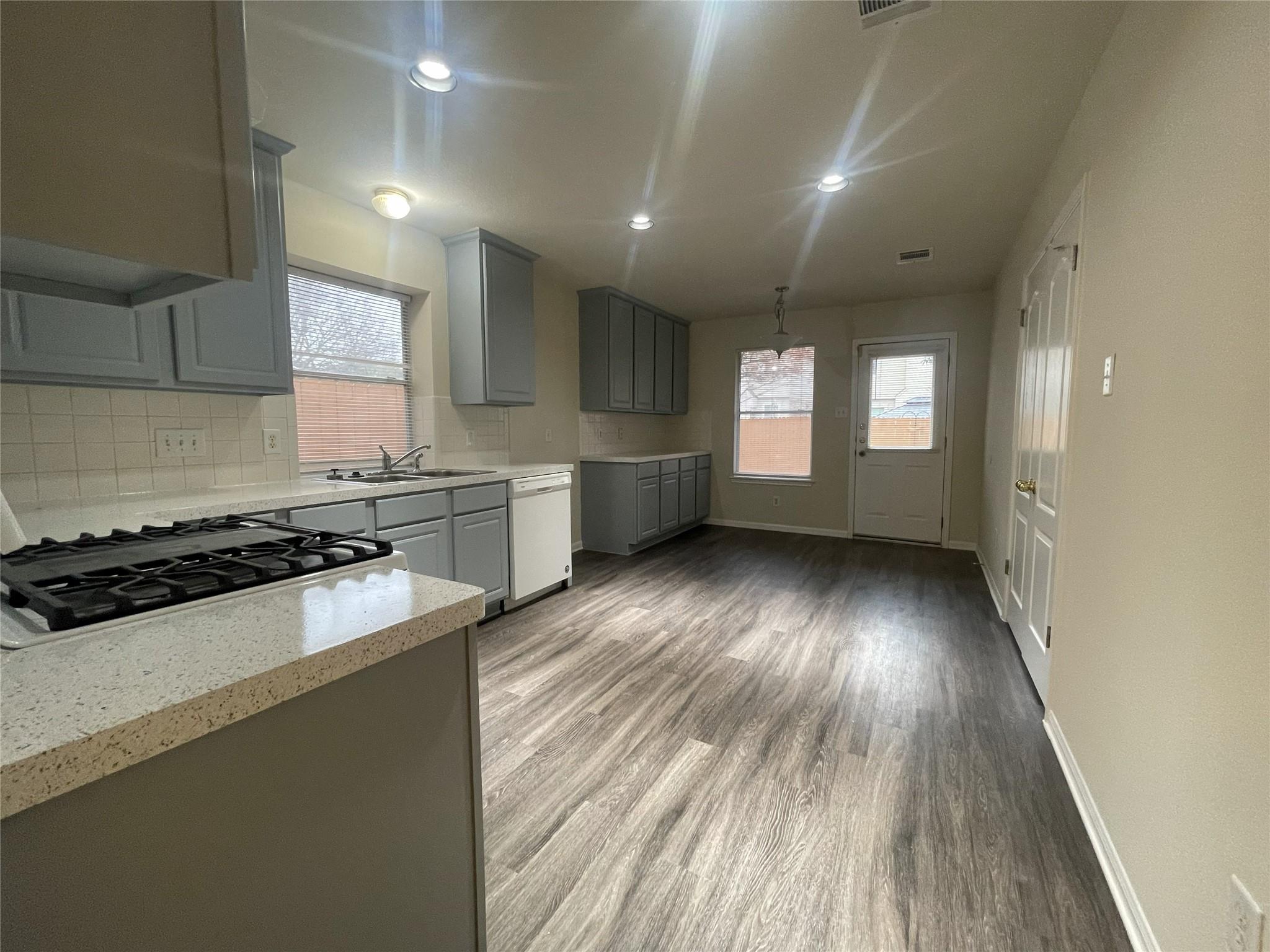 3712 Bratton Heights Dr, Austin, TX 78728