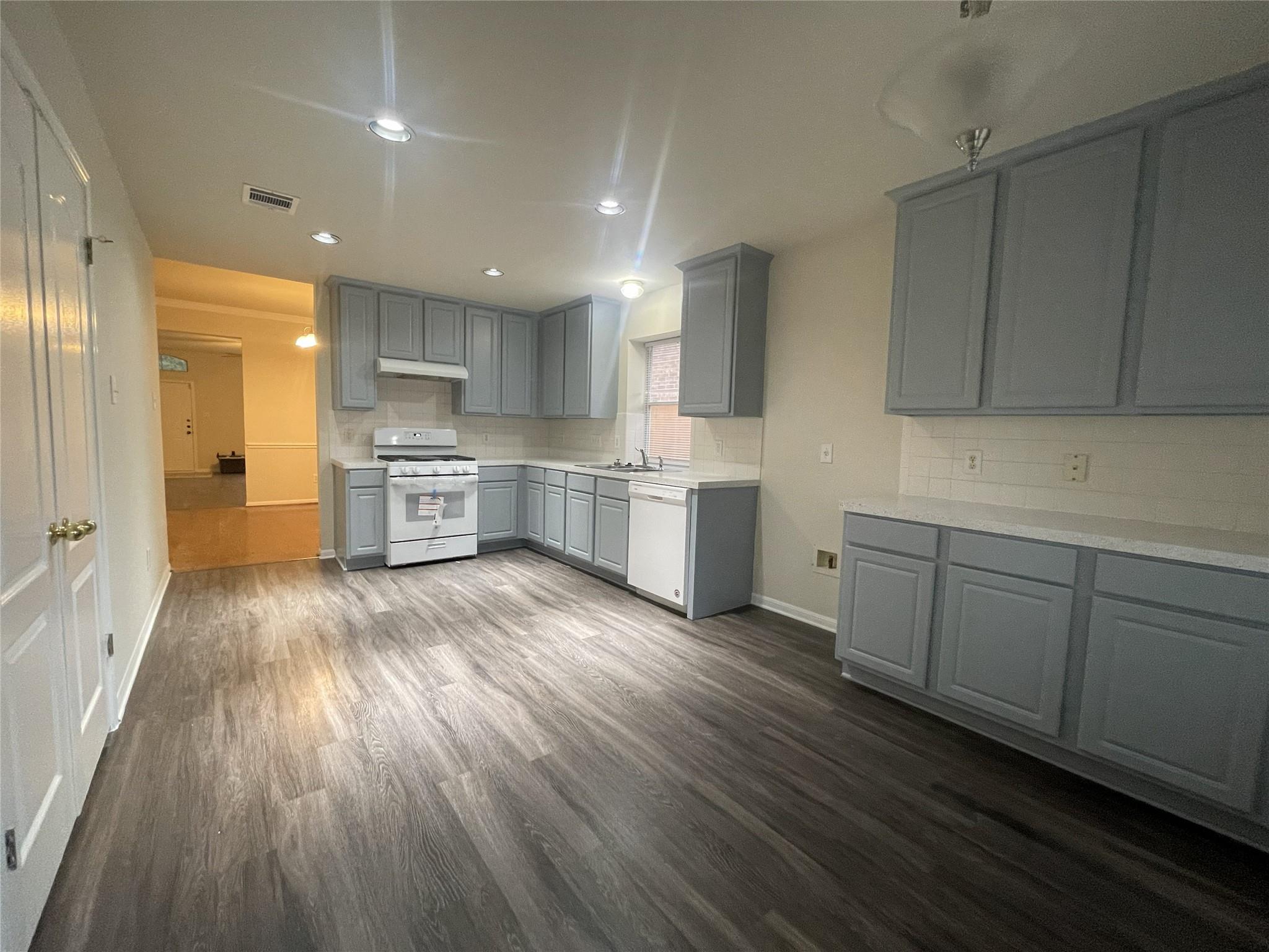 3712 Bratton Heights Dr, Austin, TX 78728