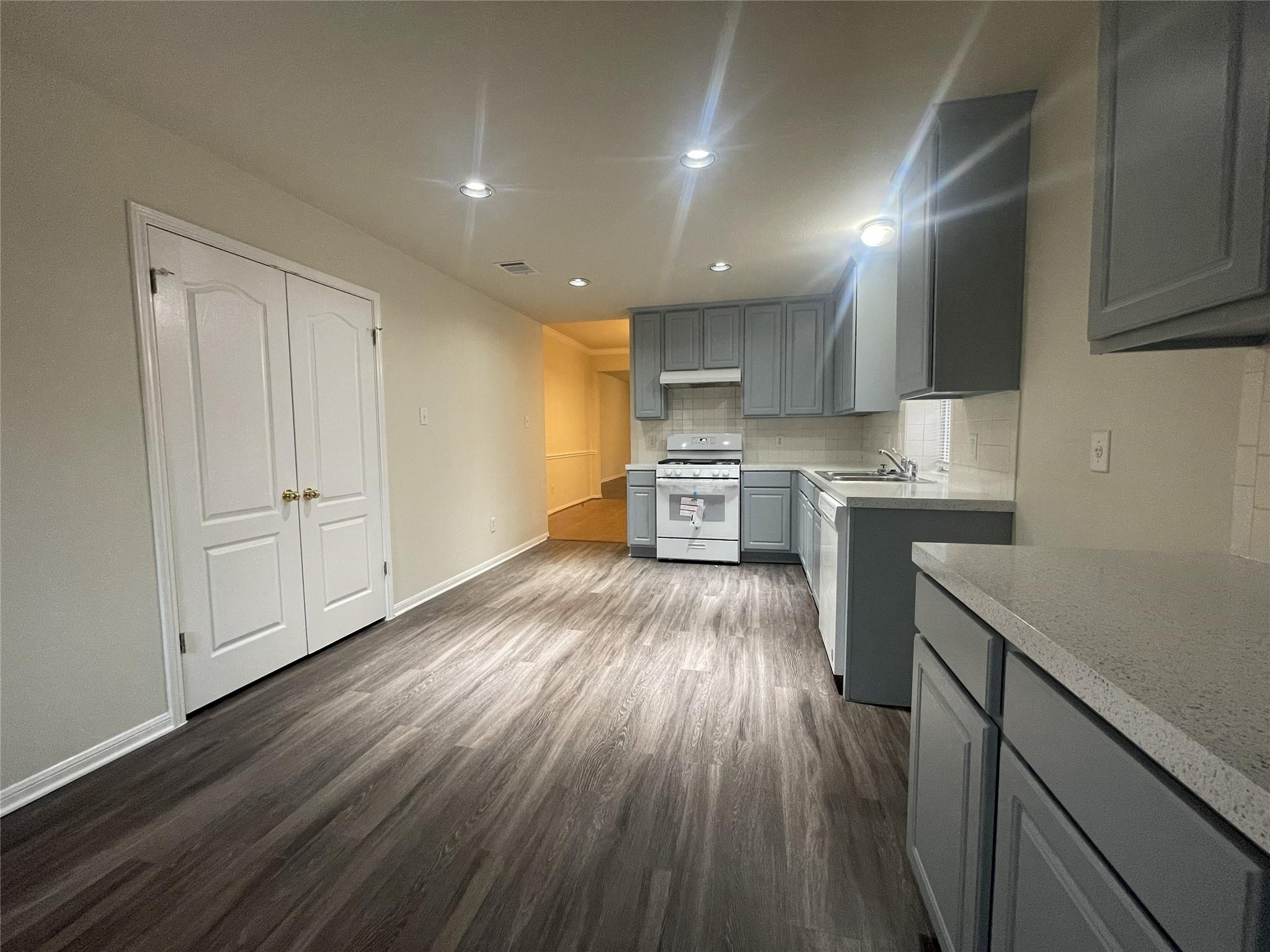 3712 Bratton Heights Dr, Austin, TX 78728