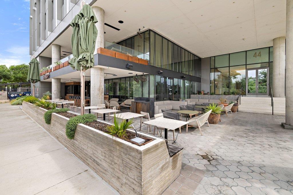 44 East Ave # 2807, Austin, TX 78701