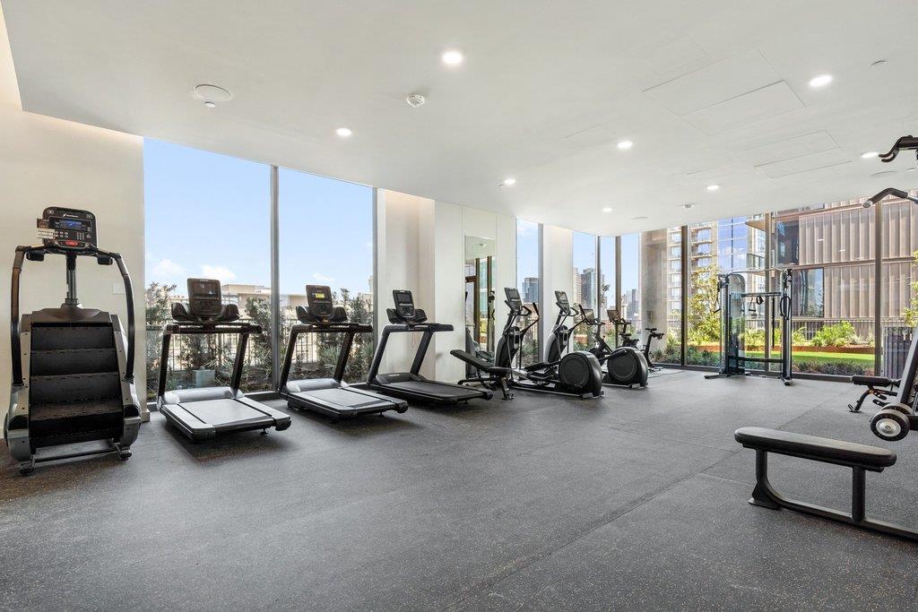 44 East Ave # 2807, Austin, TX 78701