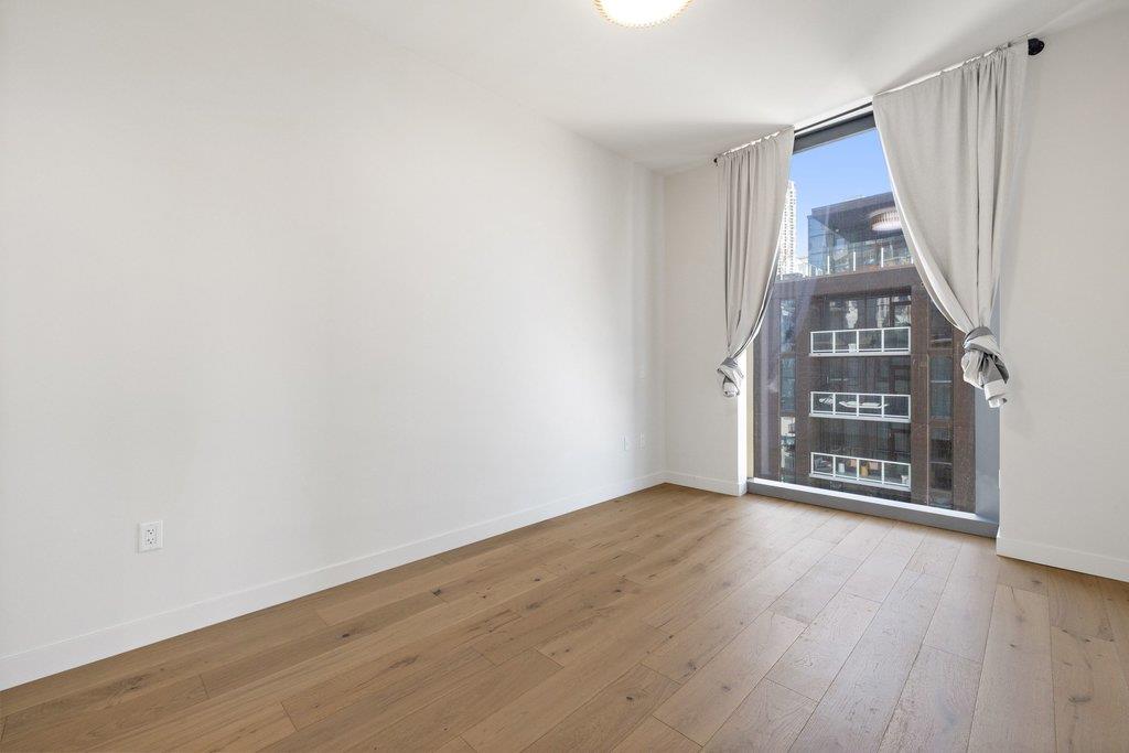 44 East Ave # 2807, Austin, TX 78701