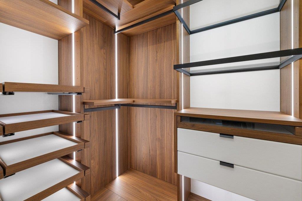 44 East Ave # 2807, Austin, TX 78701