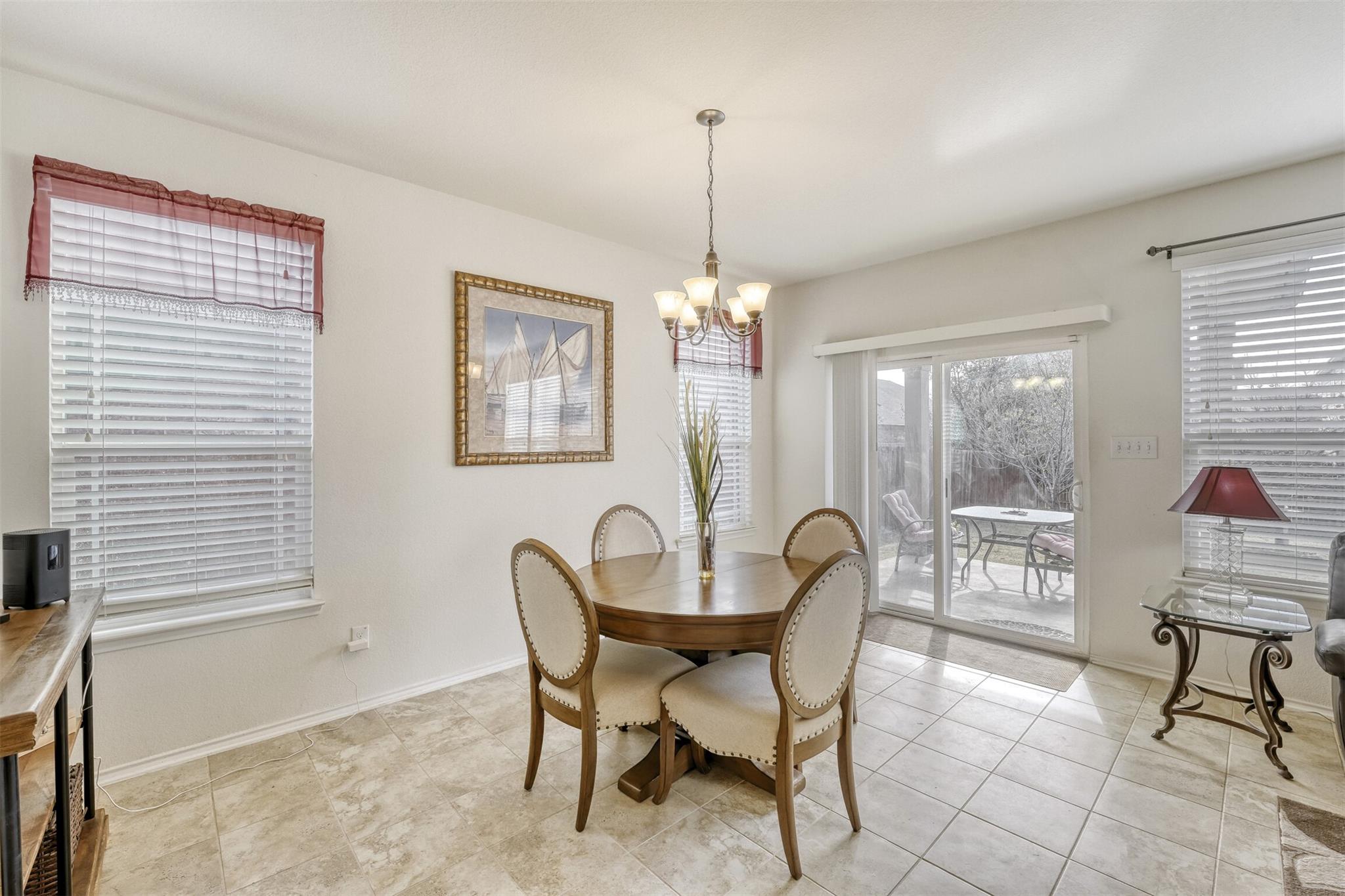 335 Alamosa Dr, Georgetown, TX 78626