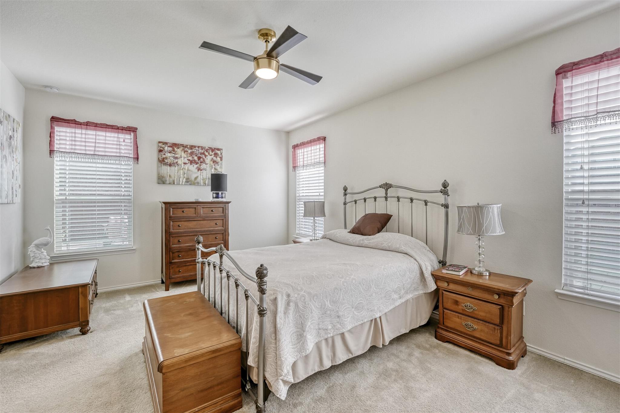 335 Alamosa Dr, Georgetown, TX 78626