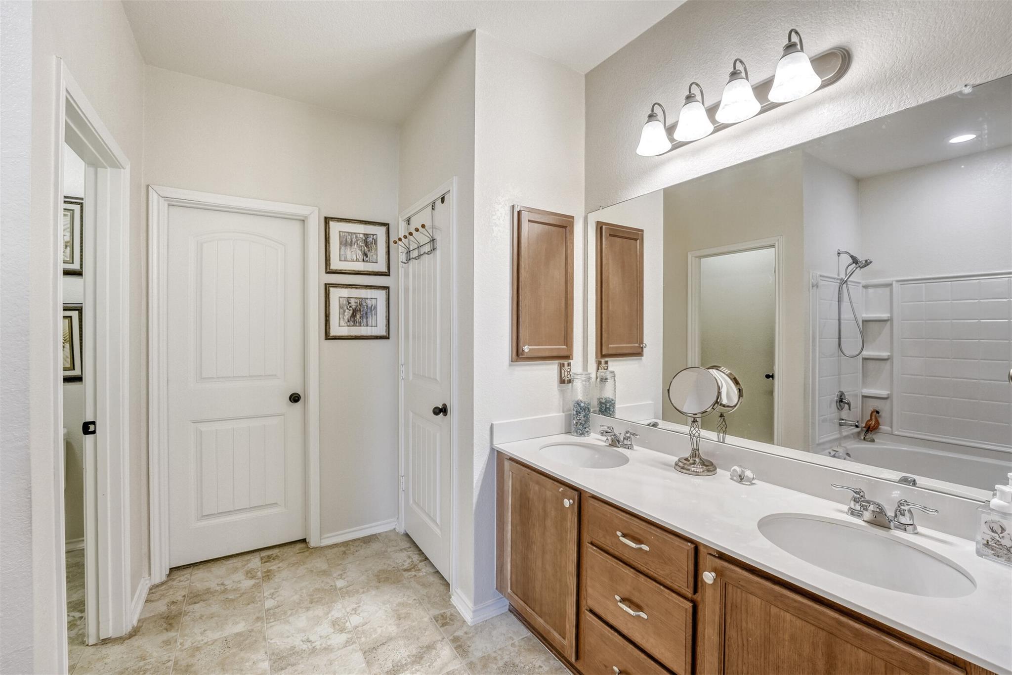 335 Alamosa Dr, Georgetown, TX 78626