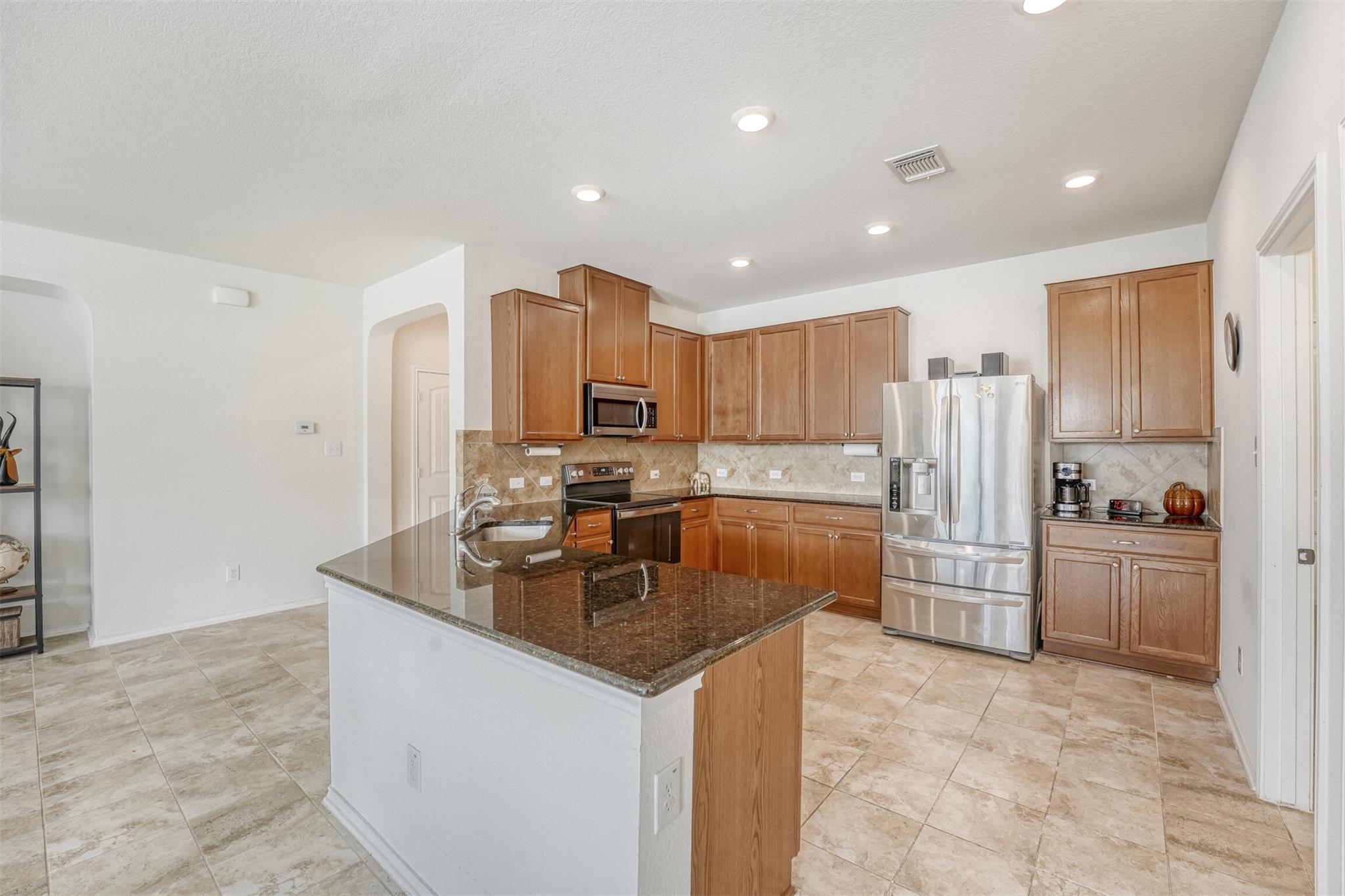 335 Alamosa Dr, Georgetown, TX 78626