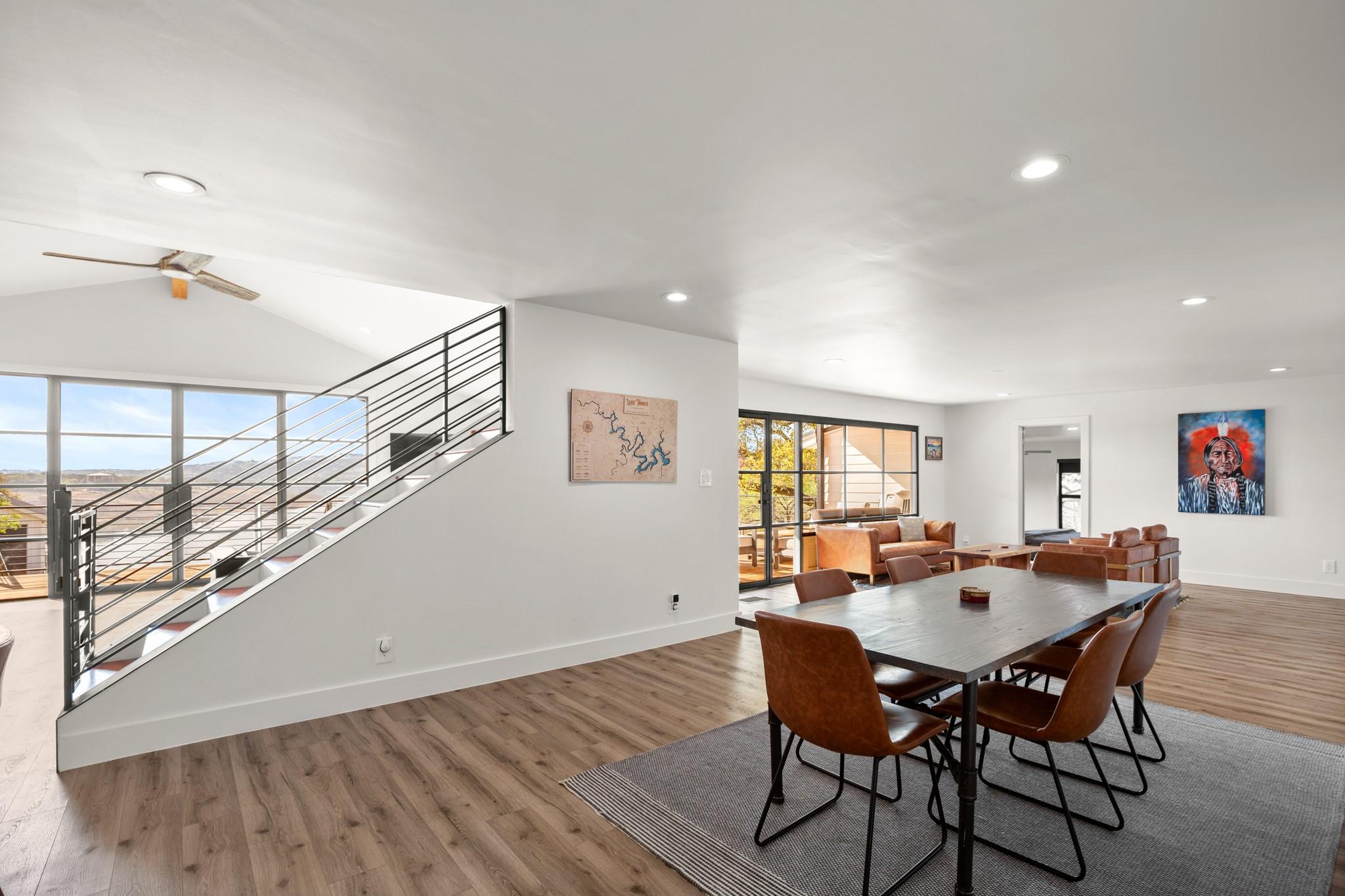 1405 Cat Hollow Club Dr, Spicewood, TX 78669