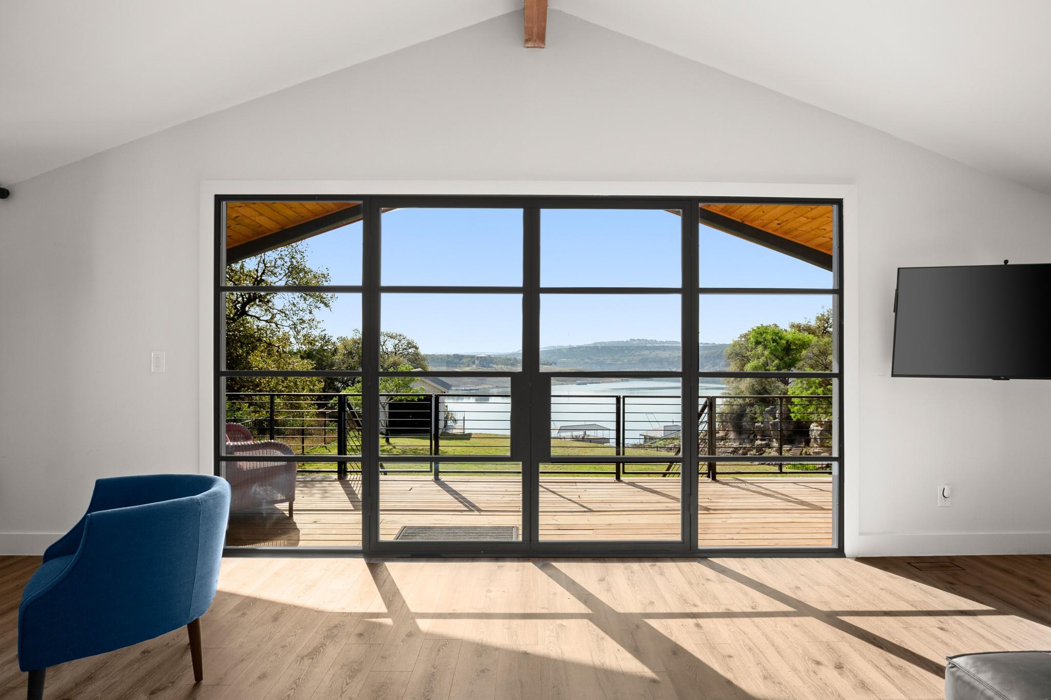 1405 Cat Hollow Club Dr, Spicewood, TX 78669