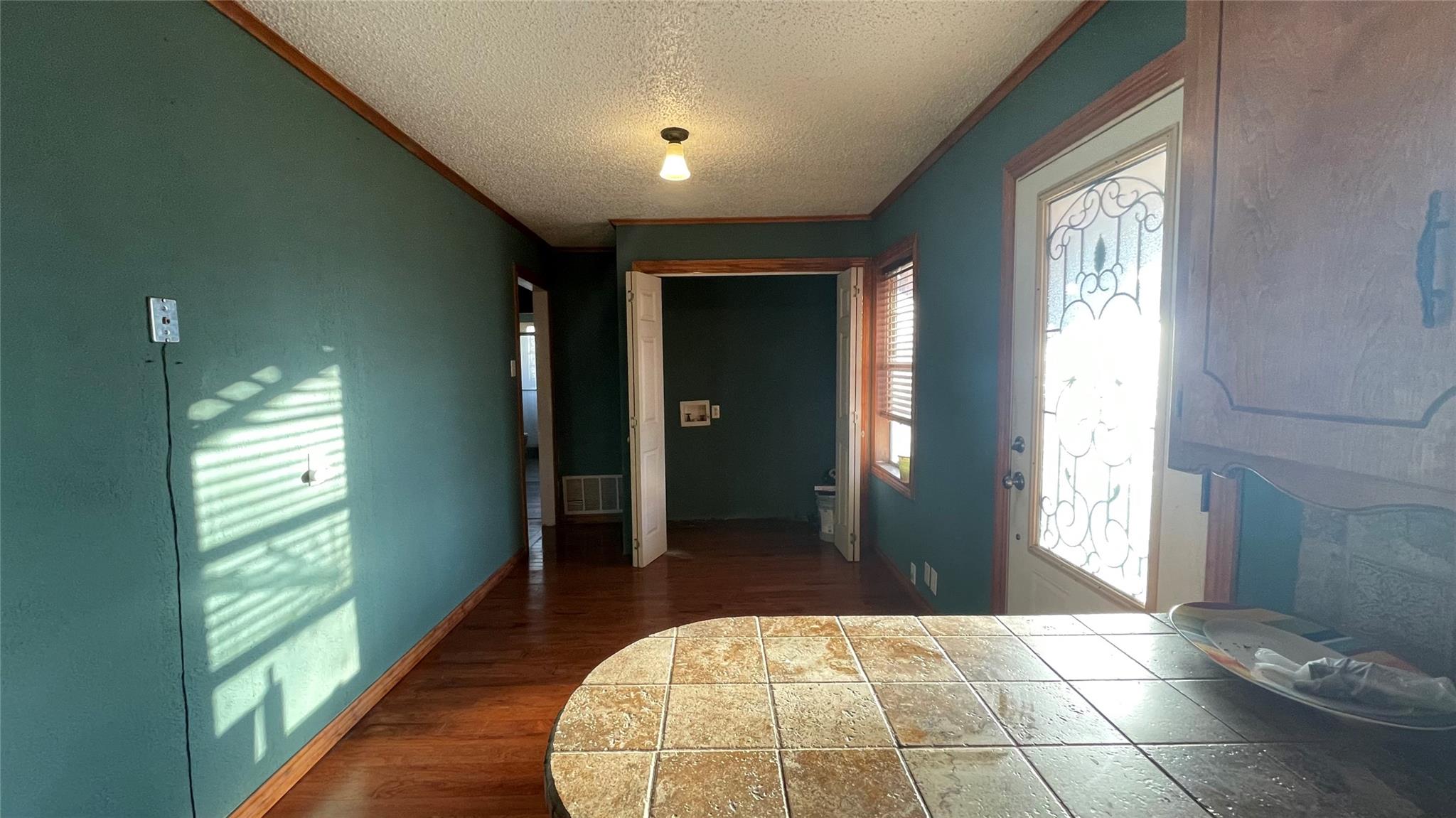 909 Fannin St, Nocona, TX 76255